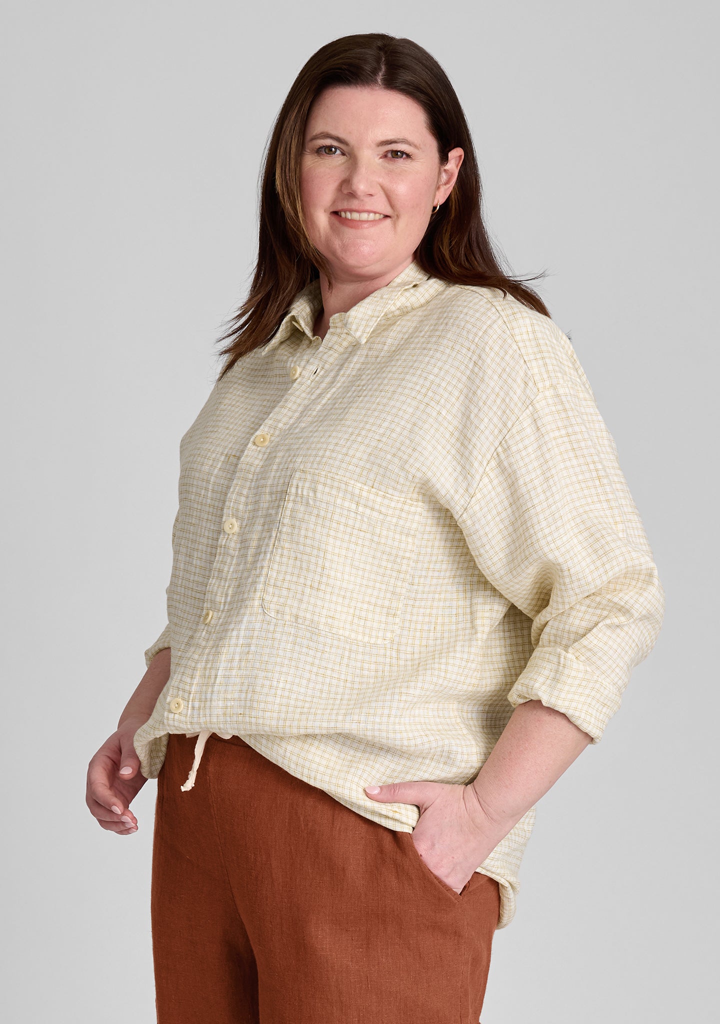 Premium Linen Button Down Shirt for Men & Women | Breathable & Comfortable Casual Wear | Perfect for Office, Travel & Summer Outfits