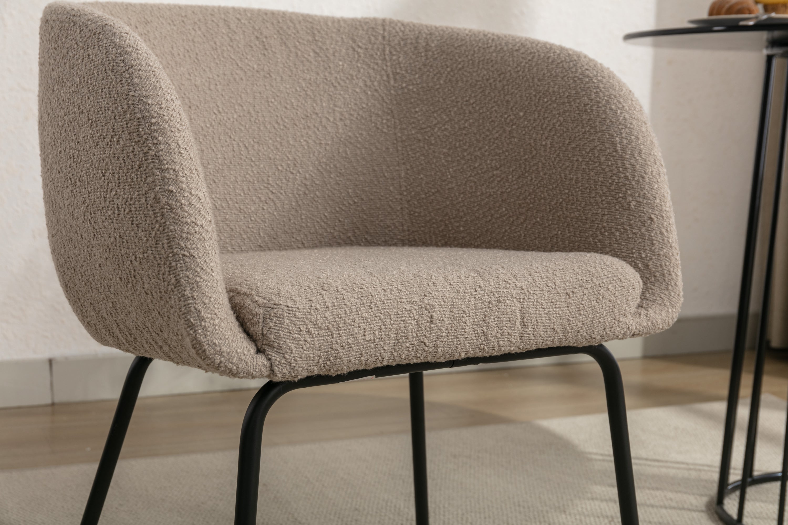 Boucle Fabric Dining Chair with Black Metal Legs - Set of 1 - Modern Upholstered Accent Chair for Kitchen, Dining Room, or Office