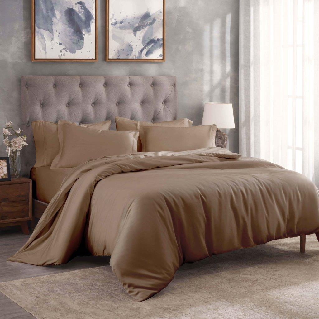 Premium 100% Egyptian Cotton Duvet Cover Set - 300 Thread Count, Breathable & Soft Bedding for All Seasons - Perfect for Master Bedroom, Guest Room & Luxury Hotels
