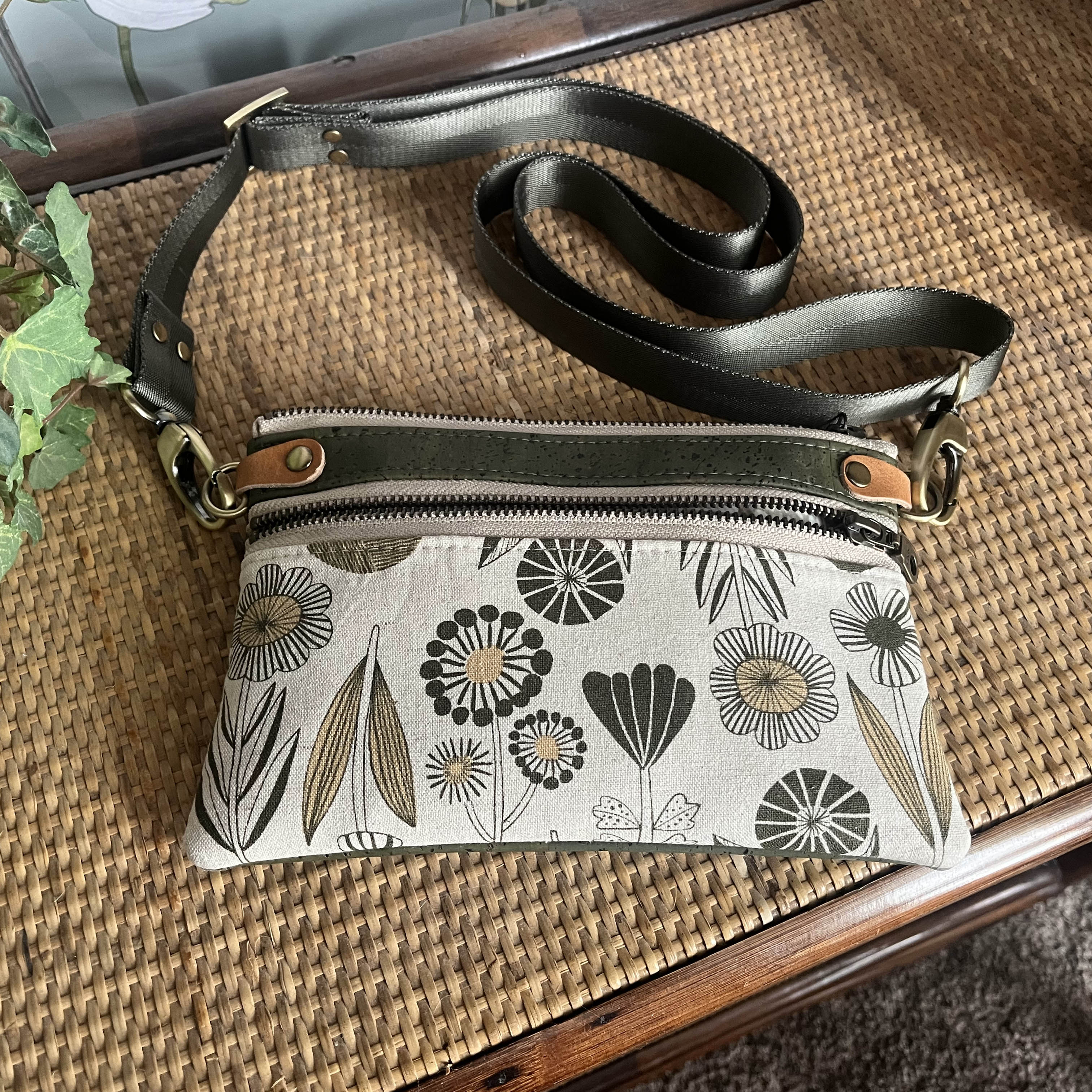 Izzy Cross Body Small Handbag - Green Cork & Brushed Antique Leather Purse for Women | Perfect for Everyday Use, Travel, and Casual Outings