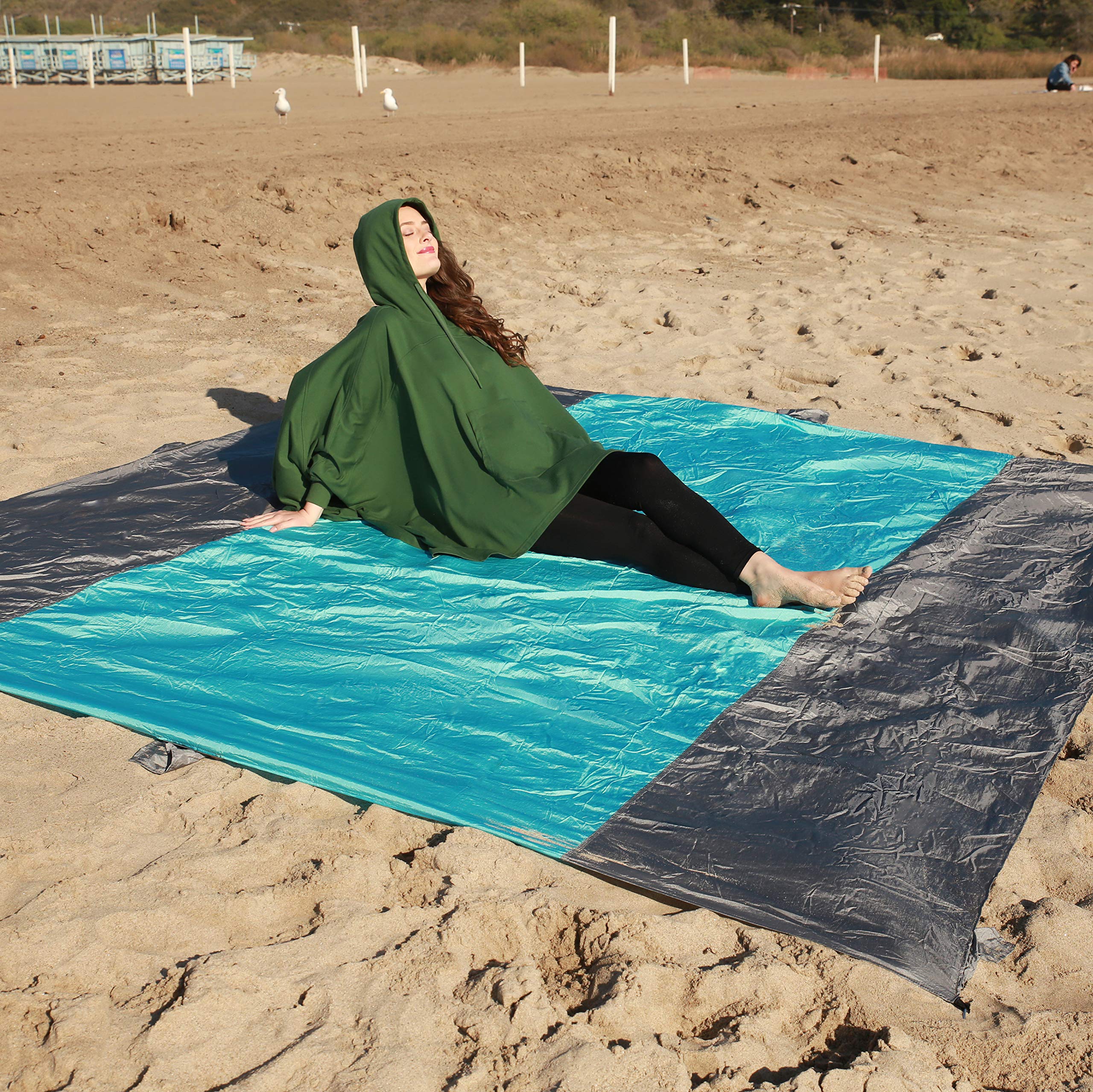 Tirrinia Waterproof Picnic Blanket - Sandproof Beach Blanket for Travel, Portable Outdoor Camping Blanket | Perfect for Beach, Park, Picnic, Hiking and Backyard Gatherings