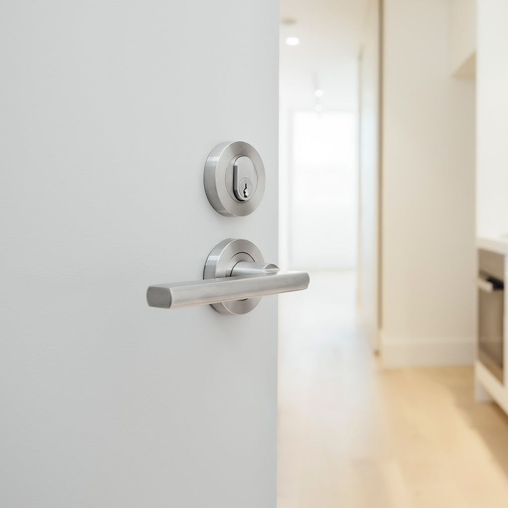 Bronte Modern Lever Handle - Sleek & Durable Cabinet & Door Hardware for Home & Office - Perfect for Kitchens, Bathrooms & Closets