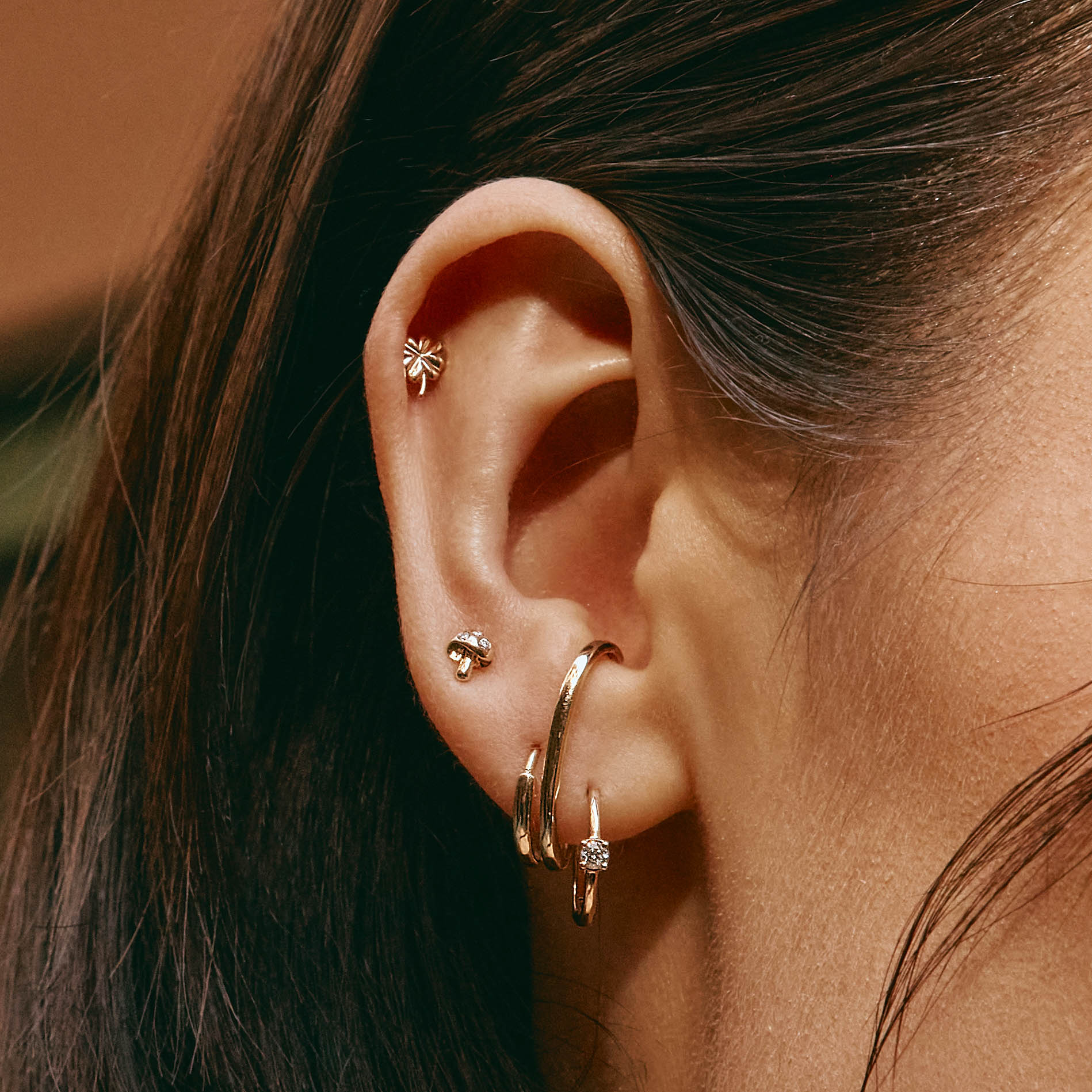 10k Gold Spotted Mushroom Helix Single Stud Earrings - Perfect for Everyday Wear & Unique Gifts
