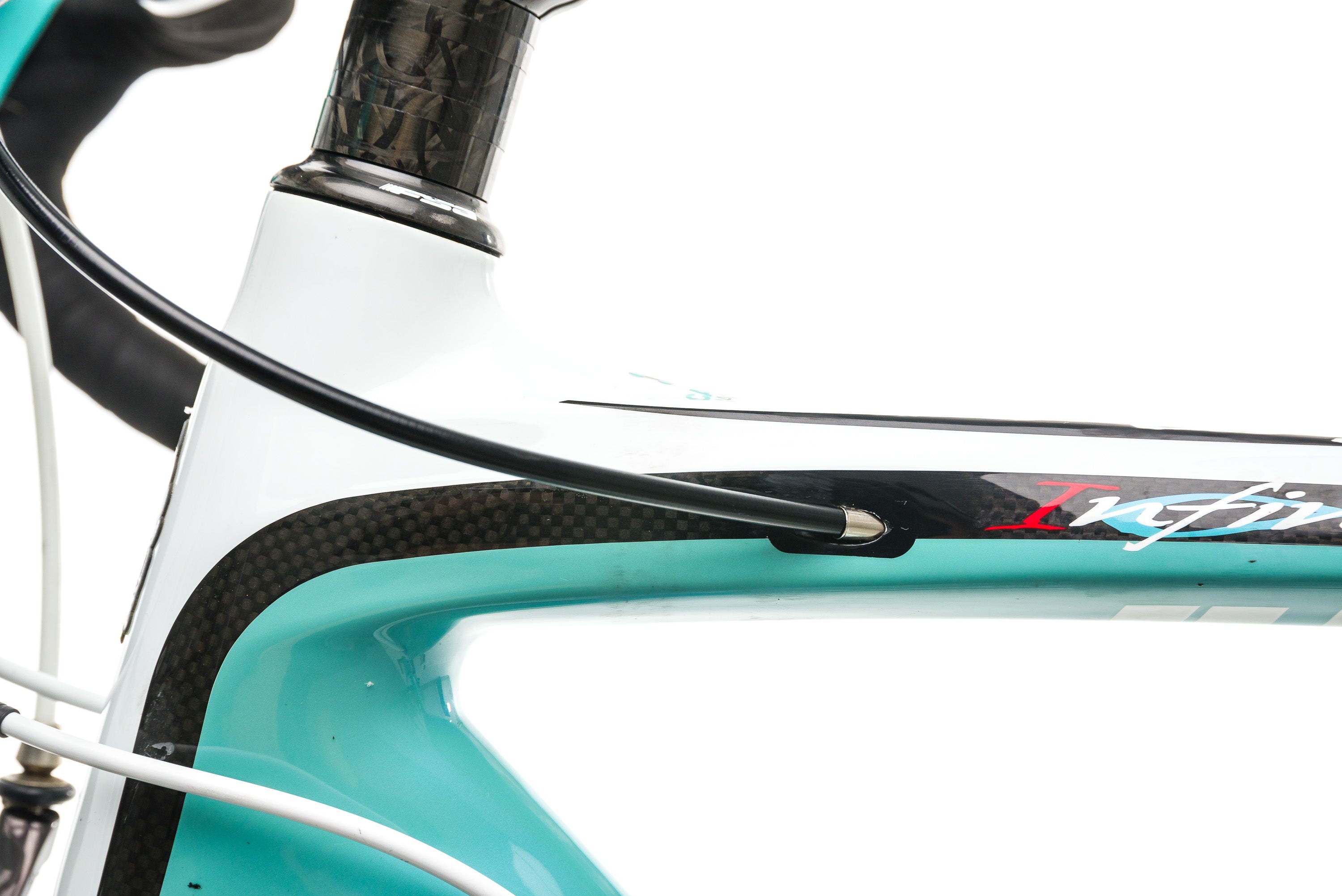 Bianchi Infinito Athena Road Bike 2012 - 53cm Carbon Frame, Shimano Ultegra Groupset - Perfect for Road Racing, Endurance Cycling & Long-Distance Commuting