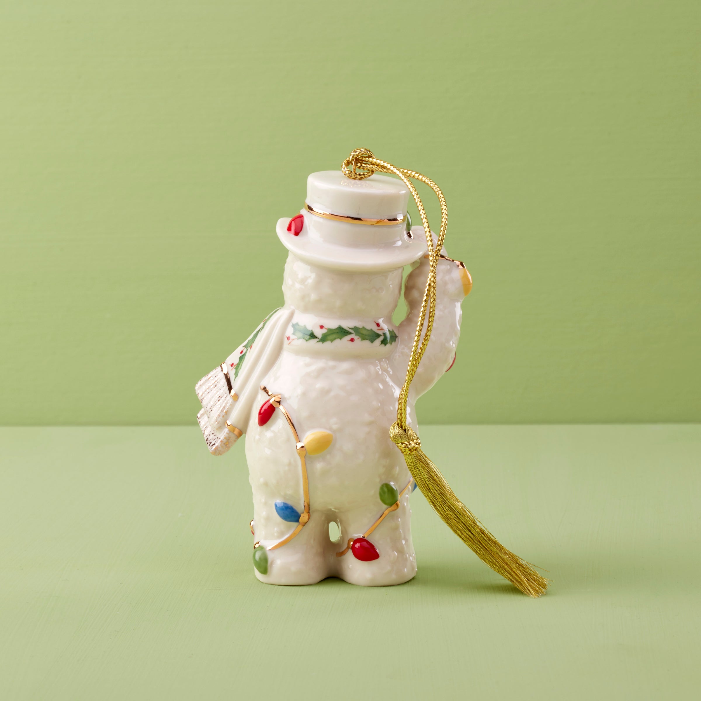 2024 Snowman with Christmas Lights Ornament - Festive Holiday Decor for Tree, Home & Office | Perfect for Christmas Gifts & Winter Decorations