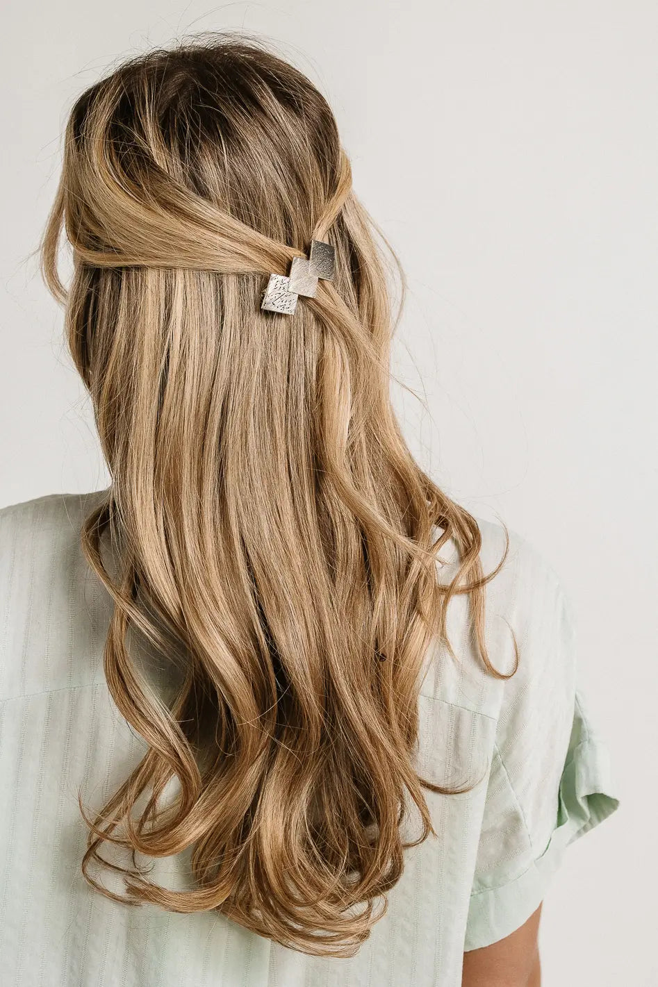 Silver Geometric Hair Clip - Trendy Hair Accessory for Women & Girls - Perfect for Parties, Weddings & Everyday Style