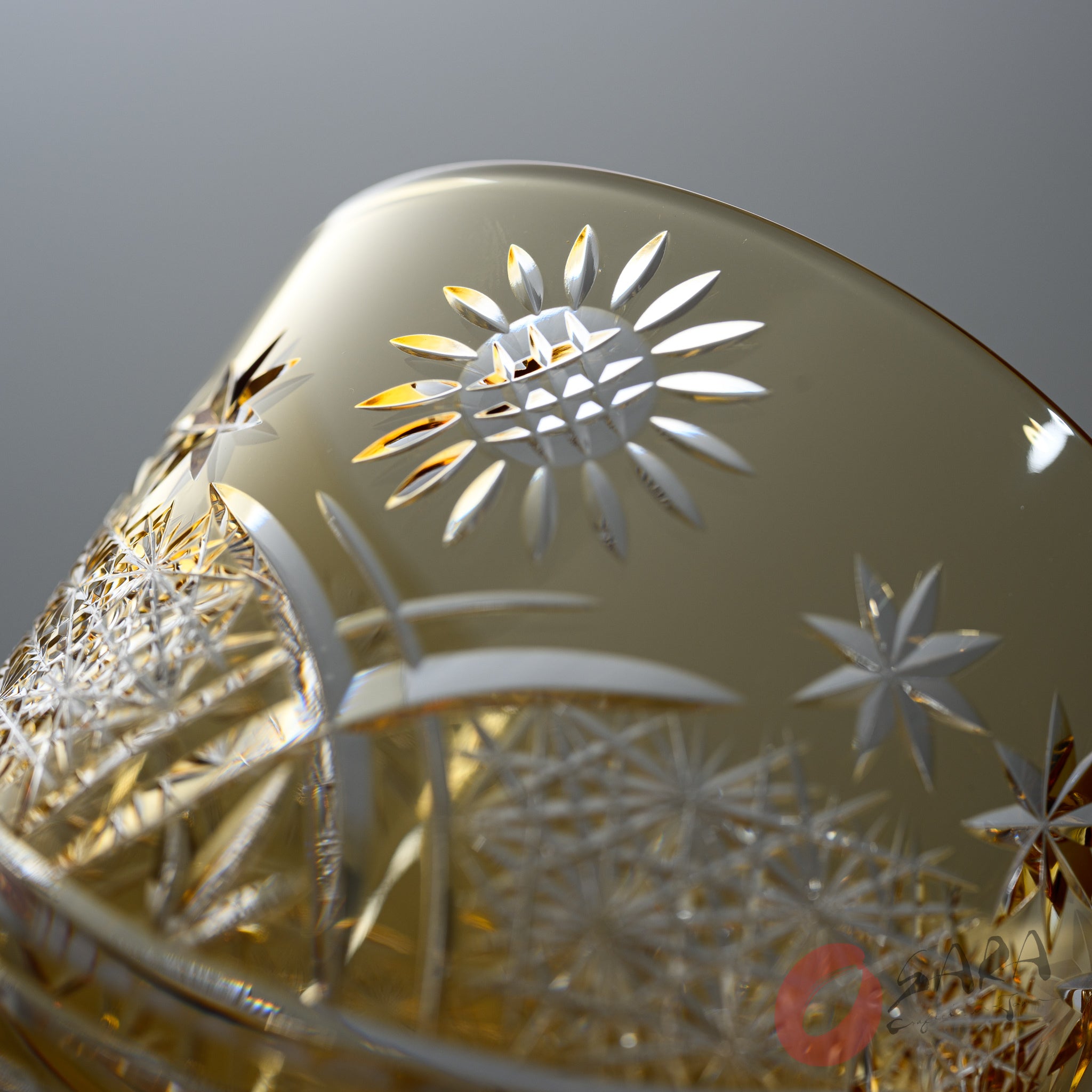 KAGAMI x OSARA Collaboration Crystal Rock Glass - Sunflower Design, Premium Whiskey Tumbler for Bourbon, Scotch & Cocktails - Elegant Barware for Home & Gifts