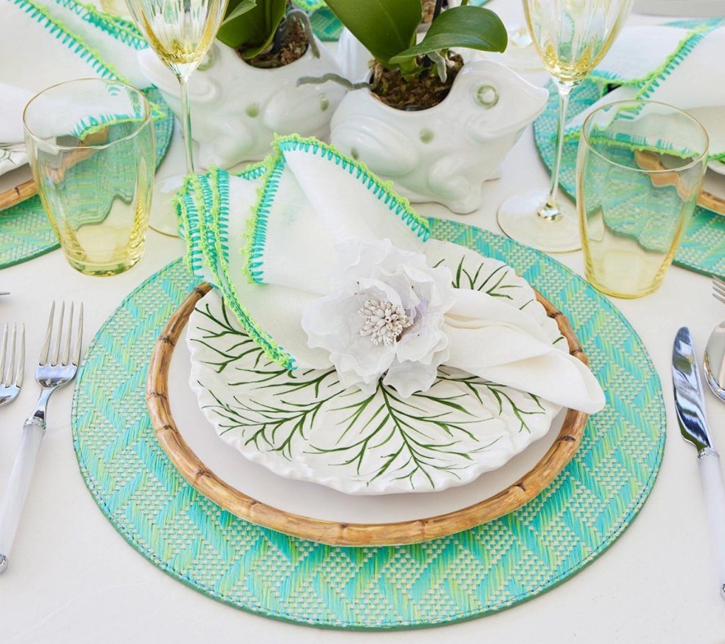 Elegant Basketweave Placemats Set of 6 - Natural Woven Table Mats for Dining, Kitchen Decor, and Holiday Entertaining - Perfect for Thanksgiving, Christmas, and Dinner Parties