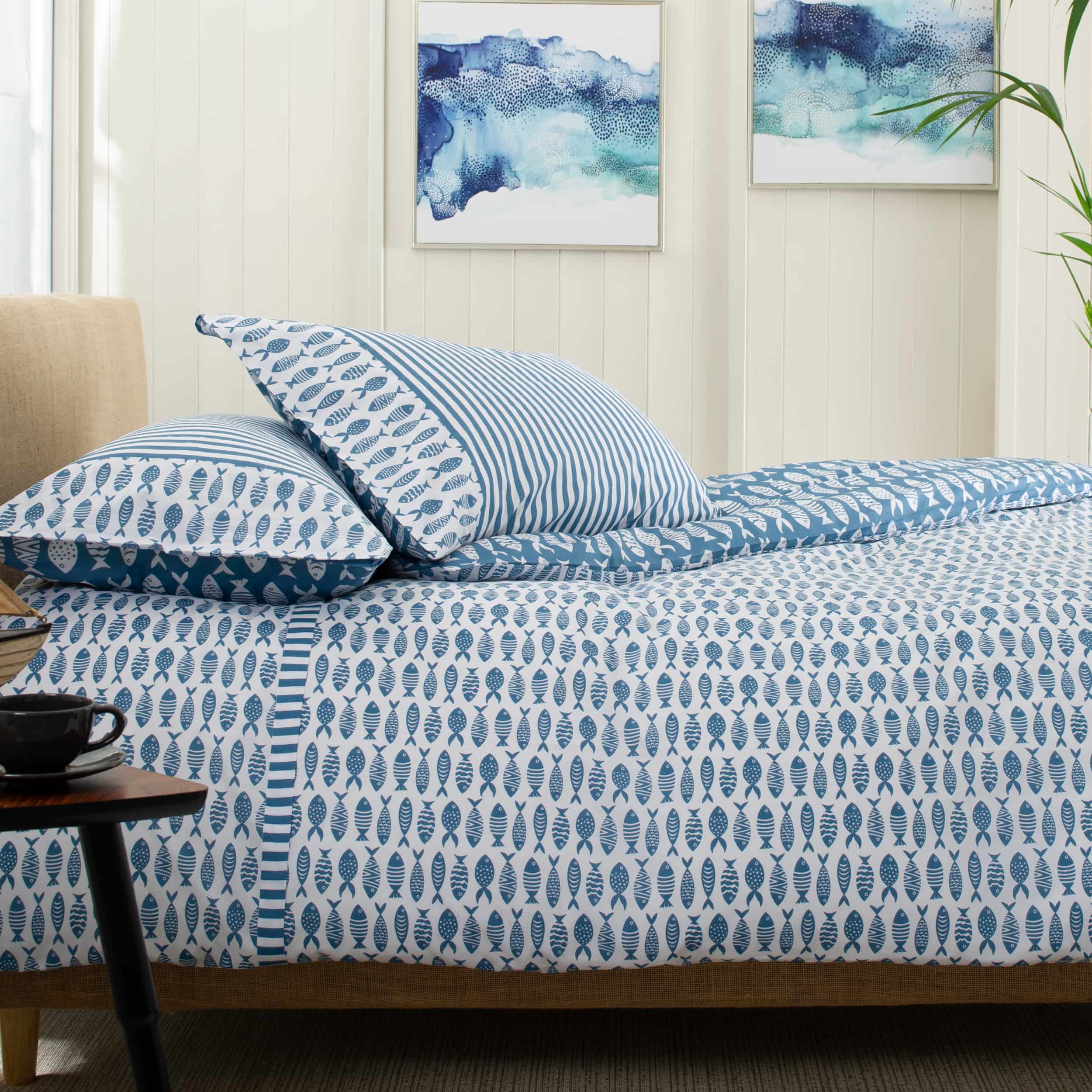 Premium Lobster Creek Small Fish Print Duvet Cover Set - Soft Microfiber Bedding for Kids & Teens - Perfect for Coastal, Nautical, or Underwater Themed Bedrooms