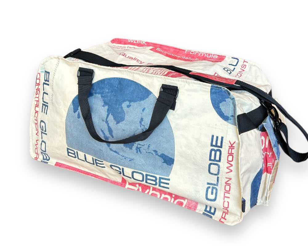 Medium Transport Duffel Bag - Waterproof Travel Duffel with Shoulder Strap for Gym, Sports & Weekend Getaways - Perfect for Camping, Hiking & Outdoor Adventures