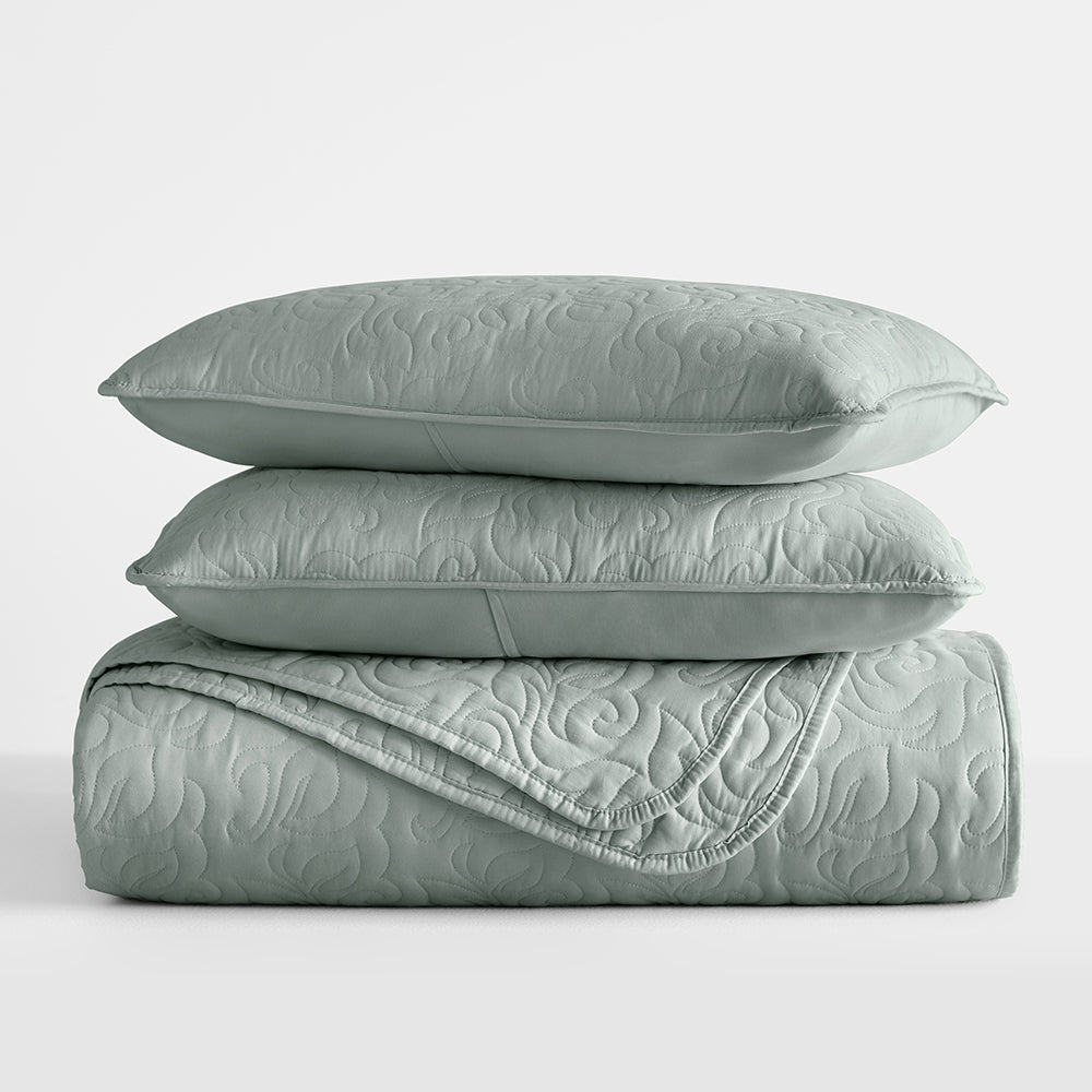 3 Piece Floral Stitch Quilted Coverlet Set - Soft Bedspread for Queen Size Bed - Perfect for Master Bedroom, Guest Room & Cozy Home Decor