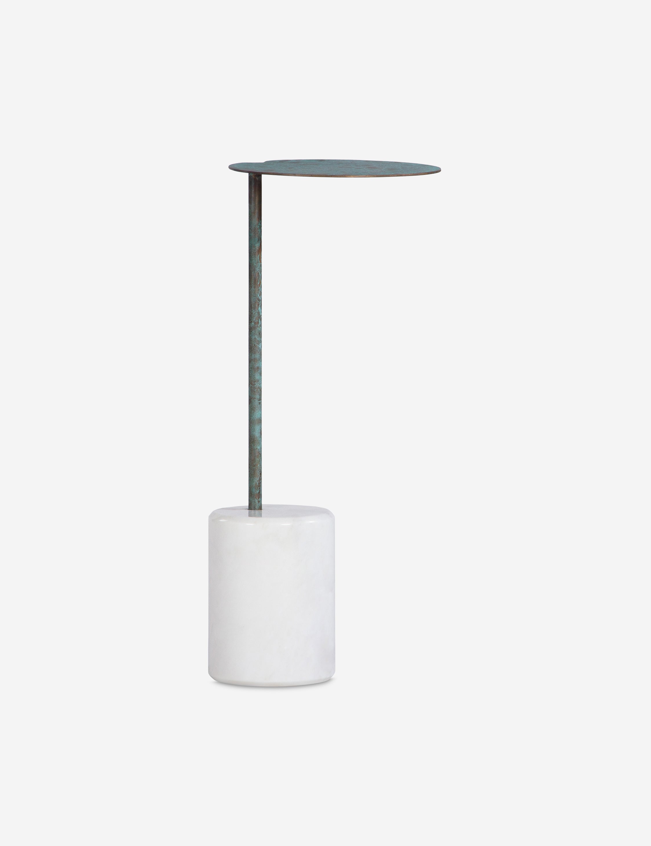 Modern Onda Side Table - Small End Table with Storage Shelf for Living Room, Bedroom, or Office - Perfect for Holding Drinks, Books, and Decor