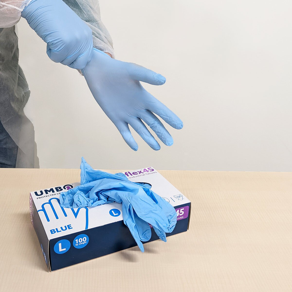 Niflex45 Nitrile Gloves, Blue, 4.0 mil Thickness, Box of 100 - Disposable Protective Gloves for Medical, Food Service & Cleaning