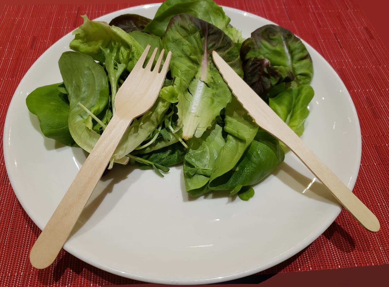 Eco-Friendly Disposable Wooden Cutlery Set 200pcs - 80 Forks, 80 Spoons & 40 Knives - Biodegradable Utensils for Parties, Events, BBQ, Weddings, Picnics - Sustainable Dining Solution for Outdoor Gatherings & Catering Services