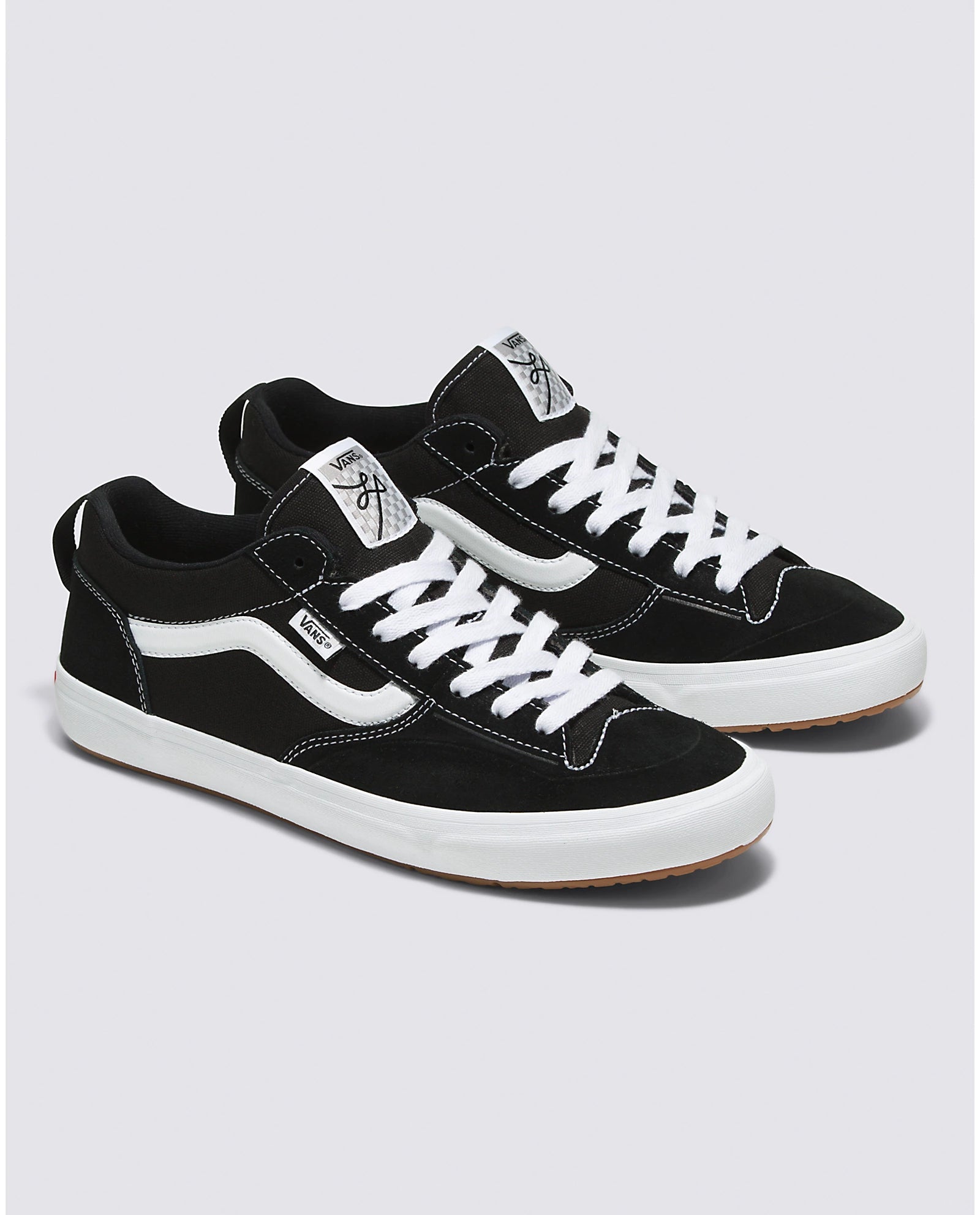 VANS Women's The Lizzie Low Shoes - Black & White Sneakers for Casual Wear, Skateboarding & Street Style | Comfortable & Lightweight for Everyday Use