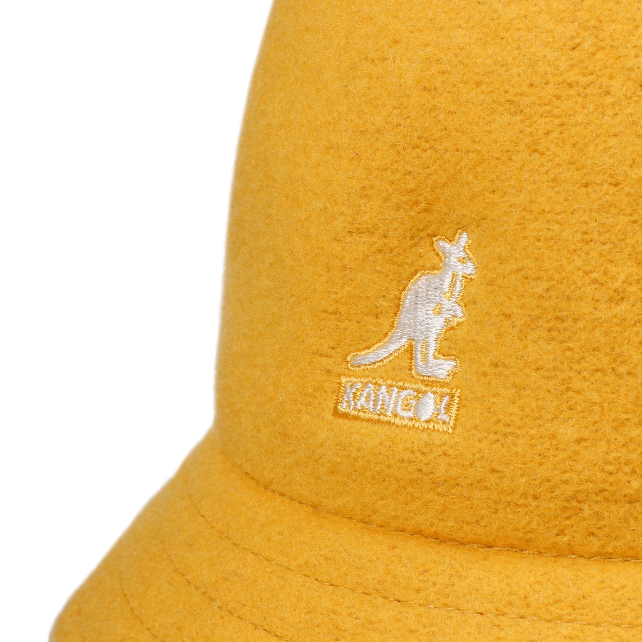 Kangol Stripe Casual Slouch Hat for Women & Men - Trendy Knit Beanie for Winter, Fall & Outdoor Activities