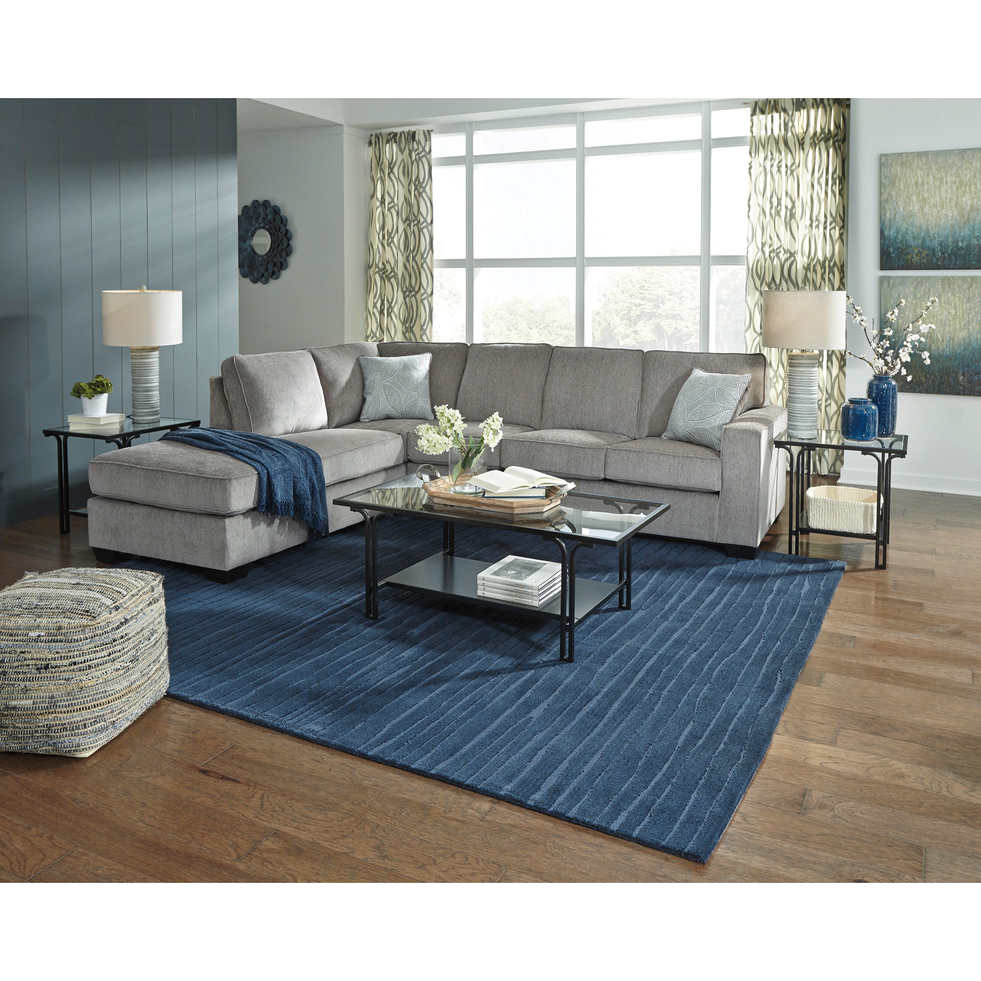 Riles Left Chaise Sectional Sofa - Modern L-Shaped Couch with Chaise Lounge for Living Room, Family Room, or Home Theater - Perfect for Relaxing and Entertaining