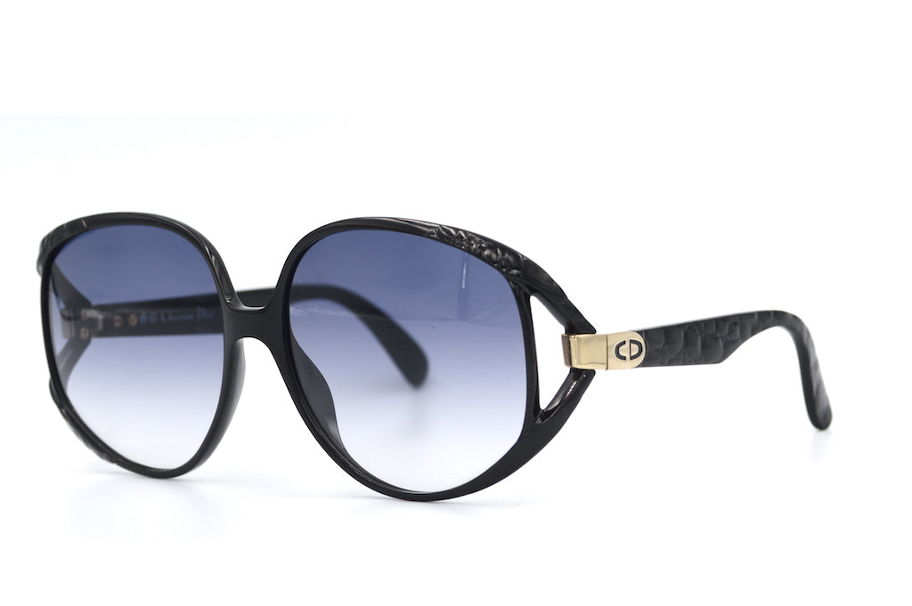 Christian Dior 2320 90 Sunglasses - Luxury Designer Shades for Women | UV Protection & Fashion Statement | Perfect for Beach, Driving & Outdoor Activities