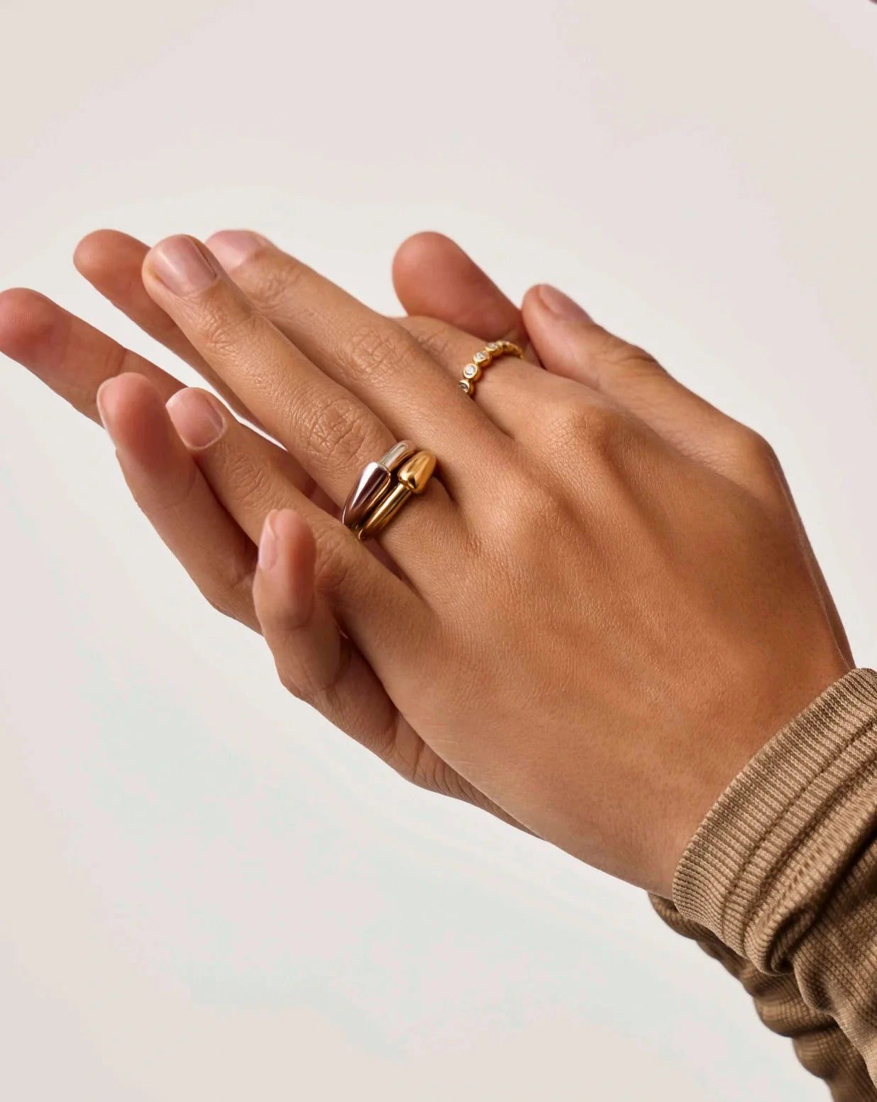 18K Gold Vermeil Sculptural Ridge Stacking Ring - Elegant Layered Jewelry for Everyday Wear & Special Occasions
