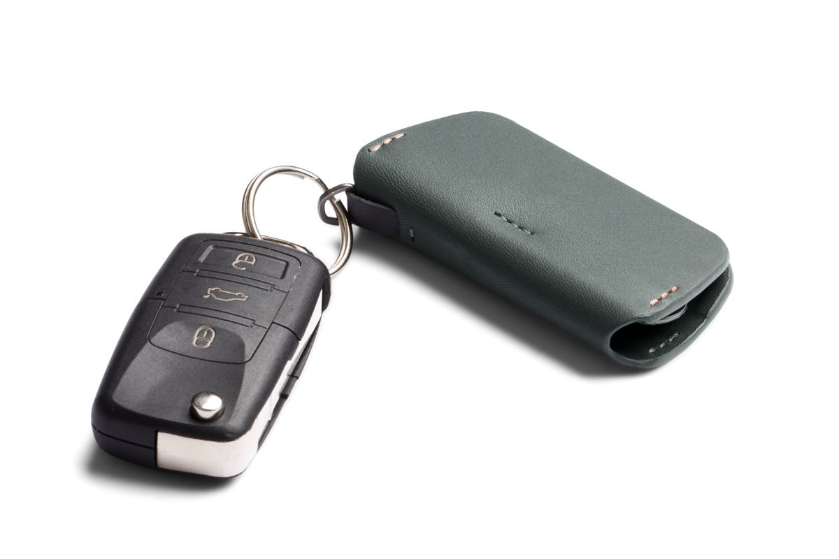 Bellroy Key Cover Plus Third Edition - Premium Leather Key Organizer for Keys, Cards & Cash | Slim & Durable RFID Protection | Perfect for Travel, Work & Everyday Carry (EDC)