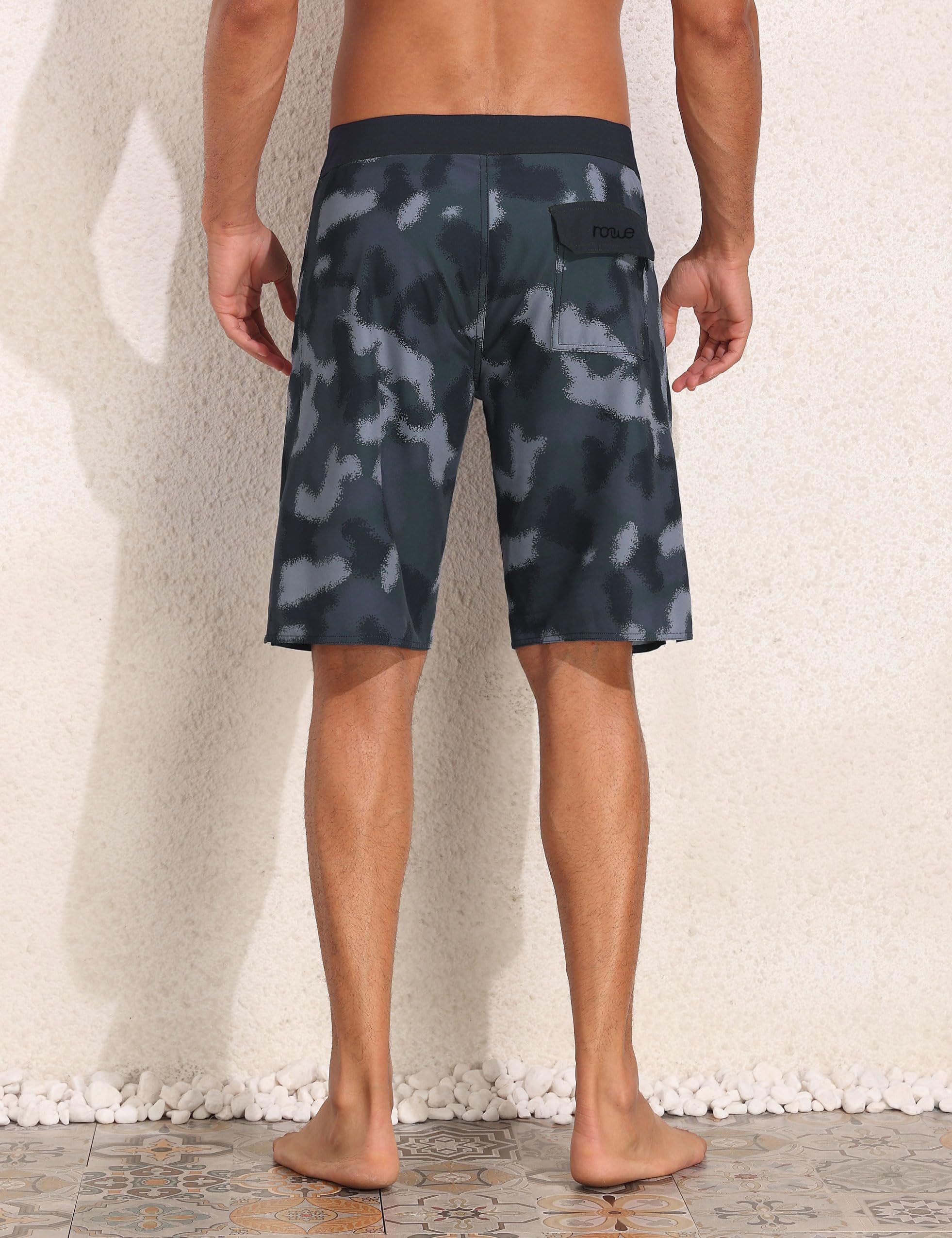 **Men's Quick-Dry Swim Trunks with Compression Liner - 2-in-1 Board Shorts & Bathing Suit with Cargo Pockets | Perfect for Swimming, Surfing & Beach Activities**