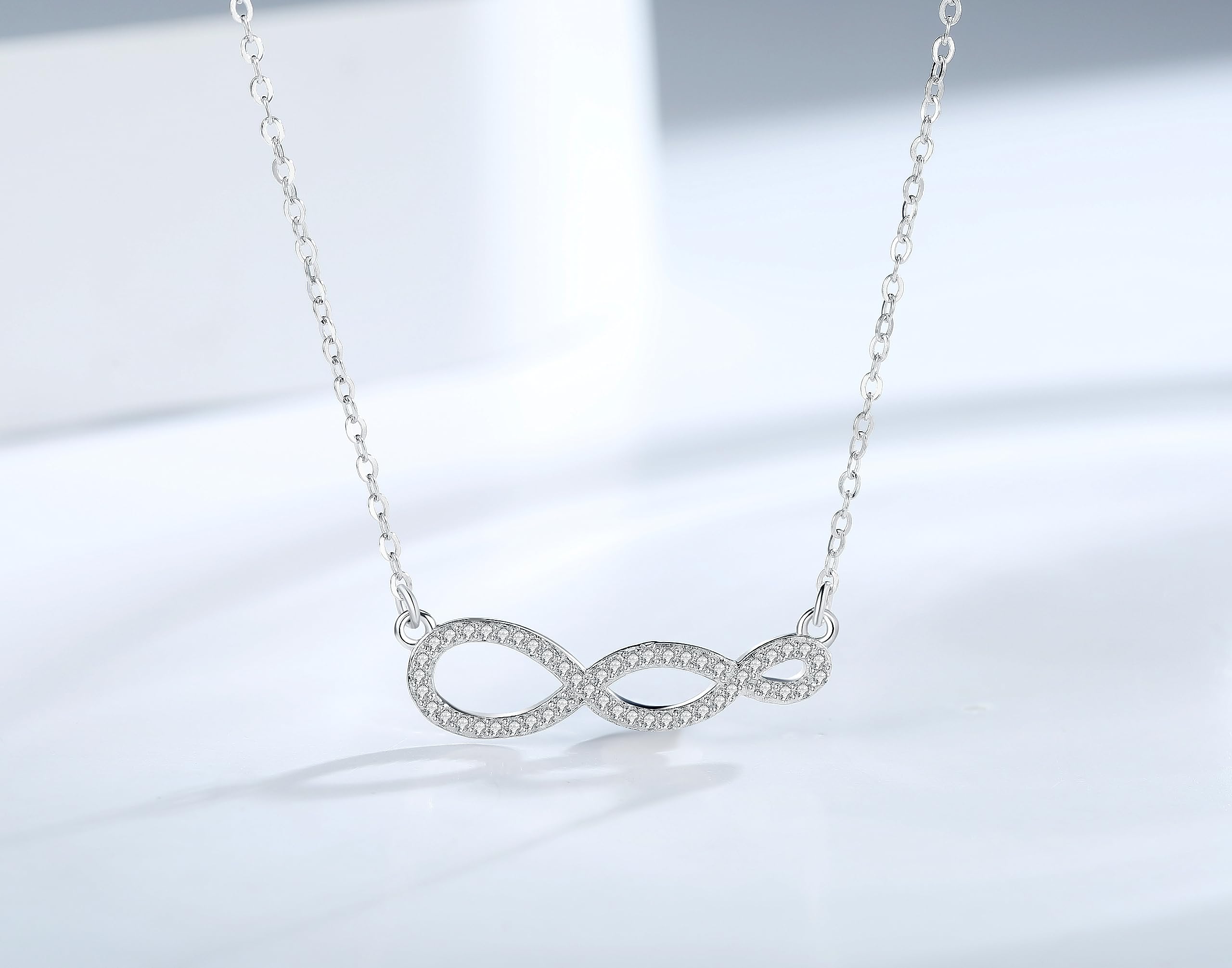 Weelody Sterling Silver Infinity Necklace for Mother and 2 Children - Heartfelt Gift for Mom from Son - Perfect for Birthdays, Mother's Day & Family Bonding Moments