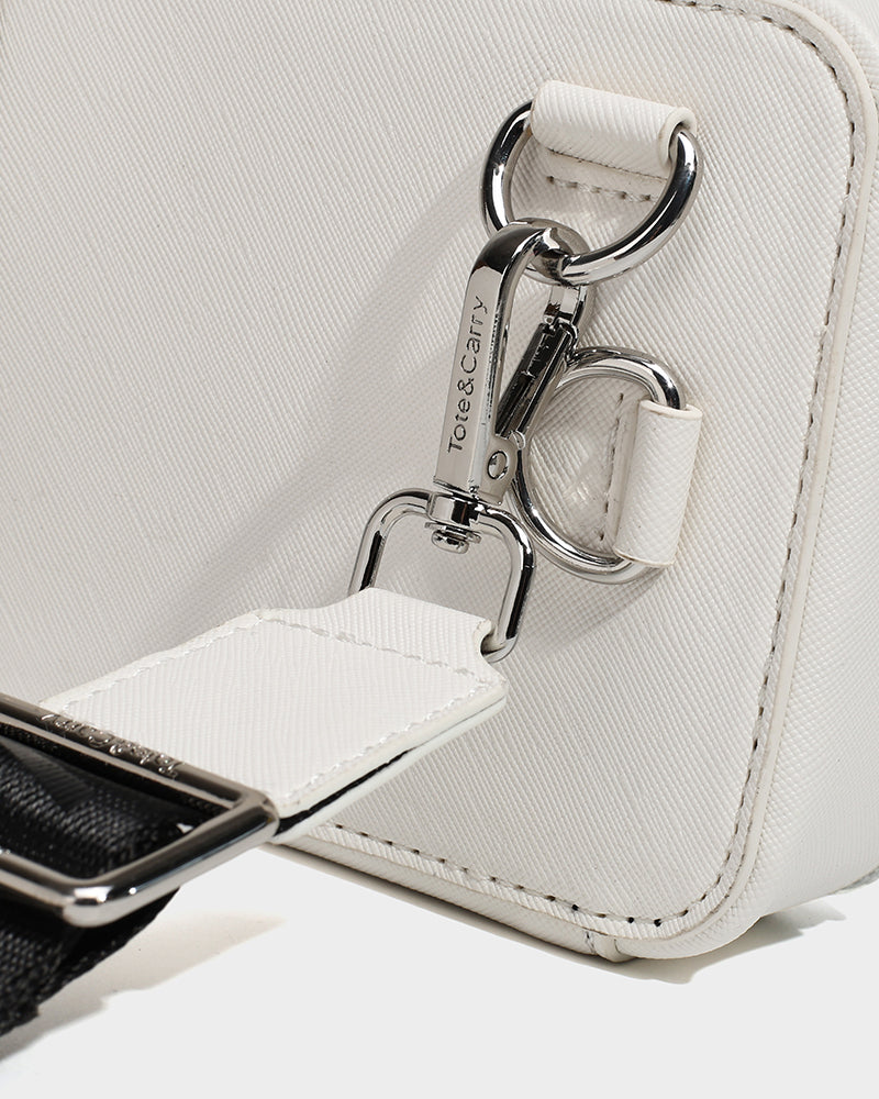 Bodega Belt Bag in White - Stylish & Functional Waist Pack for Travel, Running, and Everyday Use