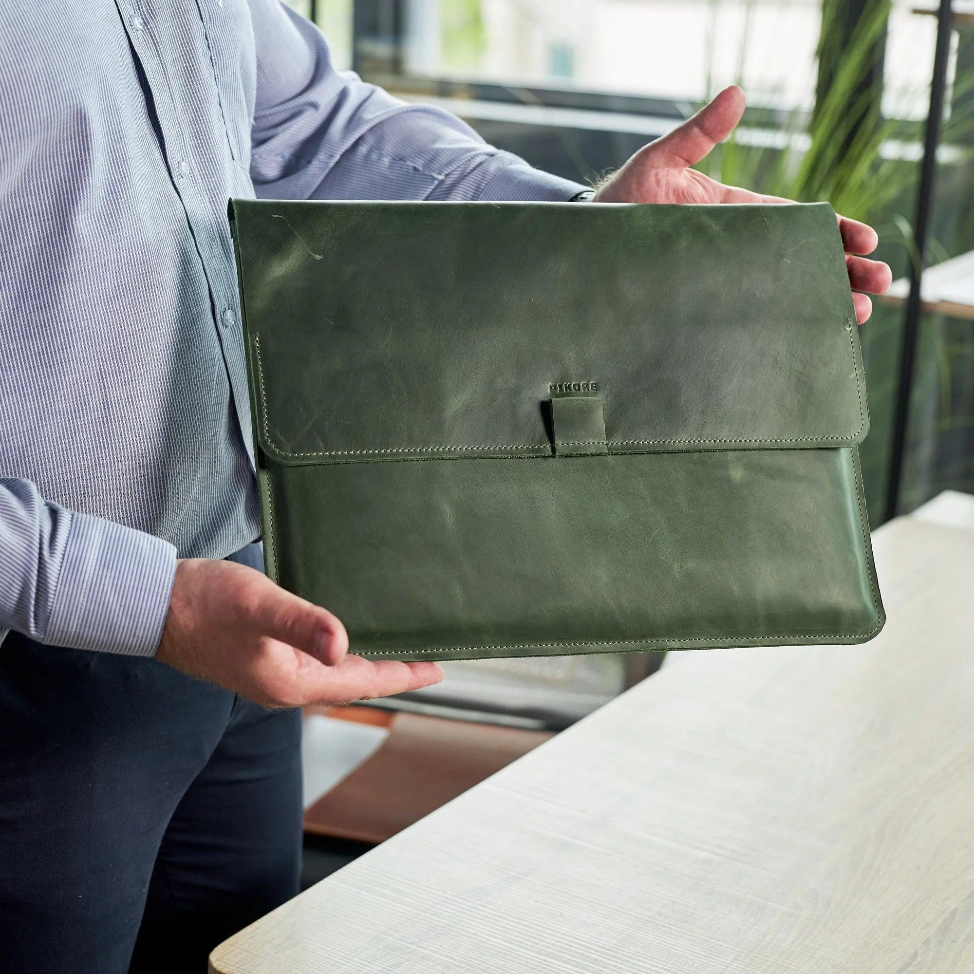 Premium Custom Laptop Sleeve - Durable Neoprene Case for 13-15 Inch MacBook & Laptops - Perfect for Work, Travel & School Accessories