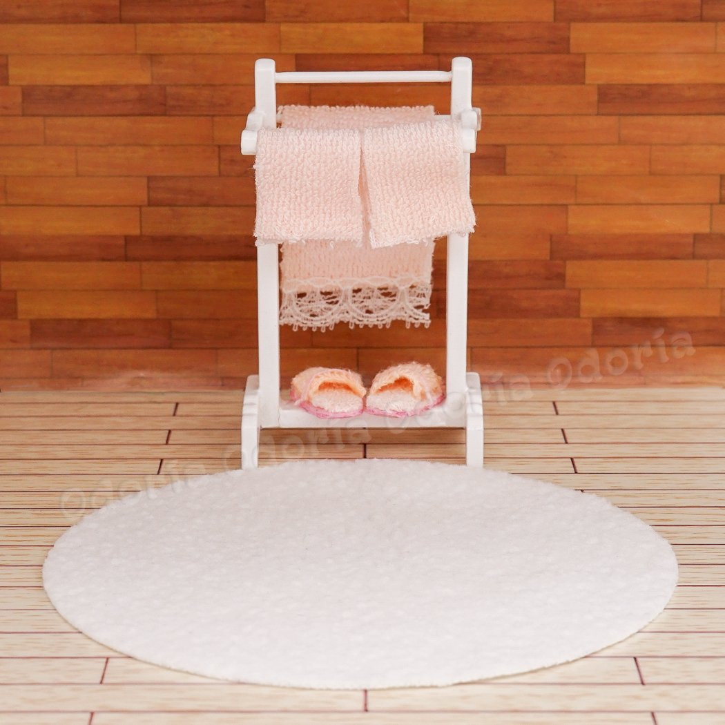 1/12 Scale Miniature Dollhouse Towel Rack - White & Pink Standing Bath Towel Holder for Cute Bathroom Decor - Perfect for DIY Miniature Scenes, Dollhouse Accessories, and Model Home Displays