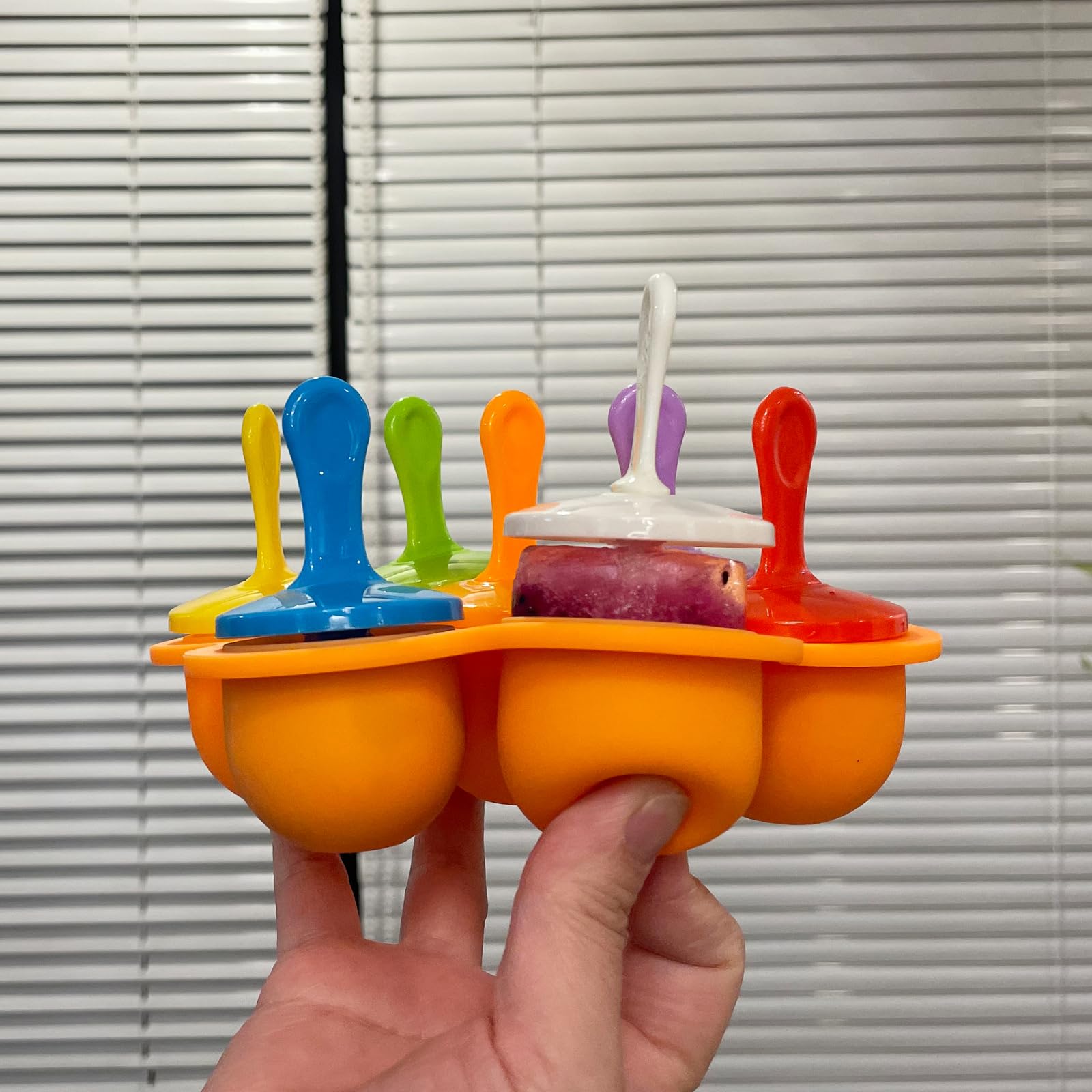 **7-Cavity Silicone Popsicle Molds with Lid - Non-Stick Ice Pop & Baby Food Storage Containers, Reusable Ice Cube Trays & Cake Molds (Orange) - Perfect for Homemade Treats, Kids Snacks & Party Desserts**