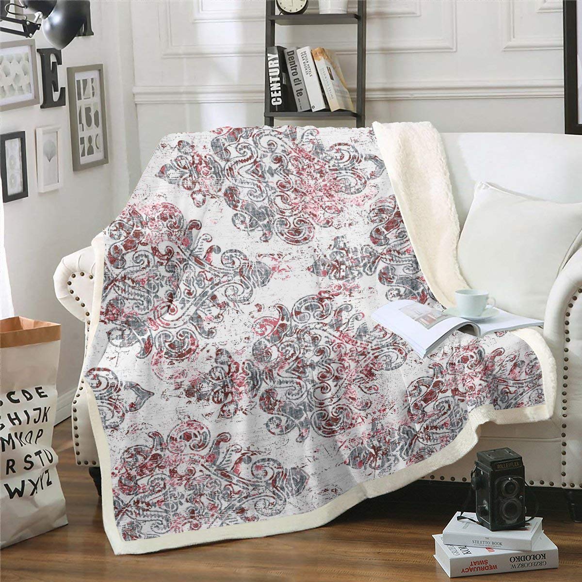 Soft Sherpa Fleece Throw Blanket 60x80 Inches - Baroque Damask Pattern, Boho European Floral Print for Bed, Couch & Sofa - Plush Twin Blanket for Winter Warmth, Home Decor & Cozy Living Room