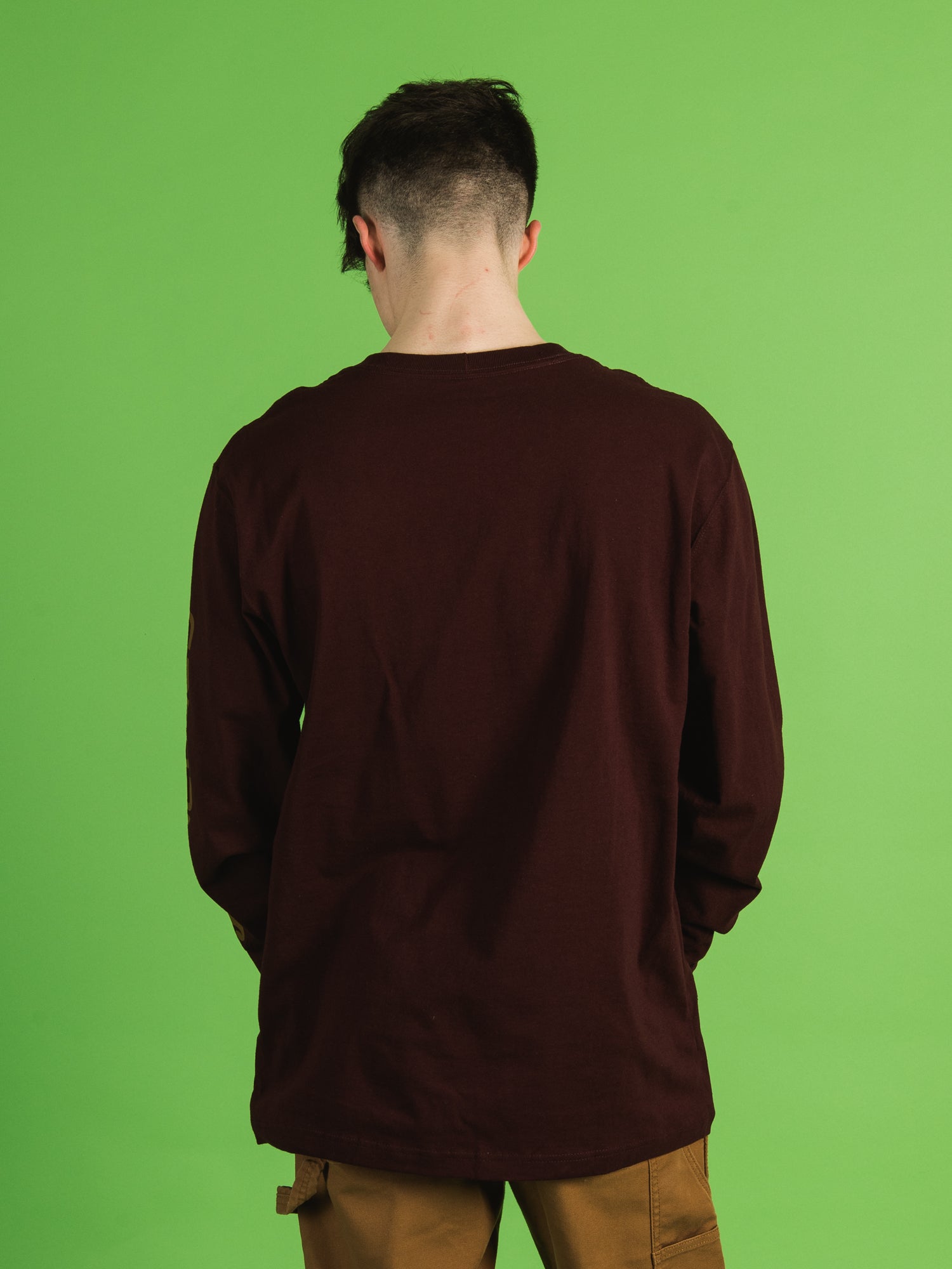 Carhartt Men's Long Sleeve Graphic T-Shirt with Logo - Comfortable Cotton Tee for Work, Casual Wear & Outdoor Activities