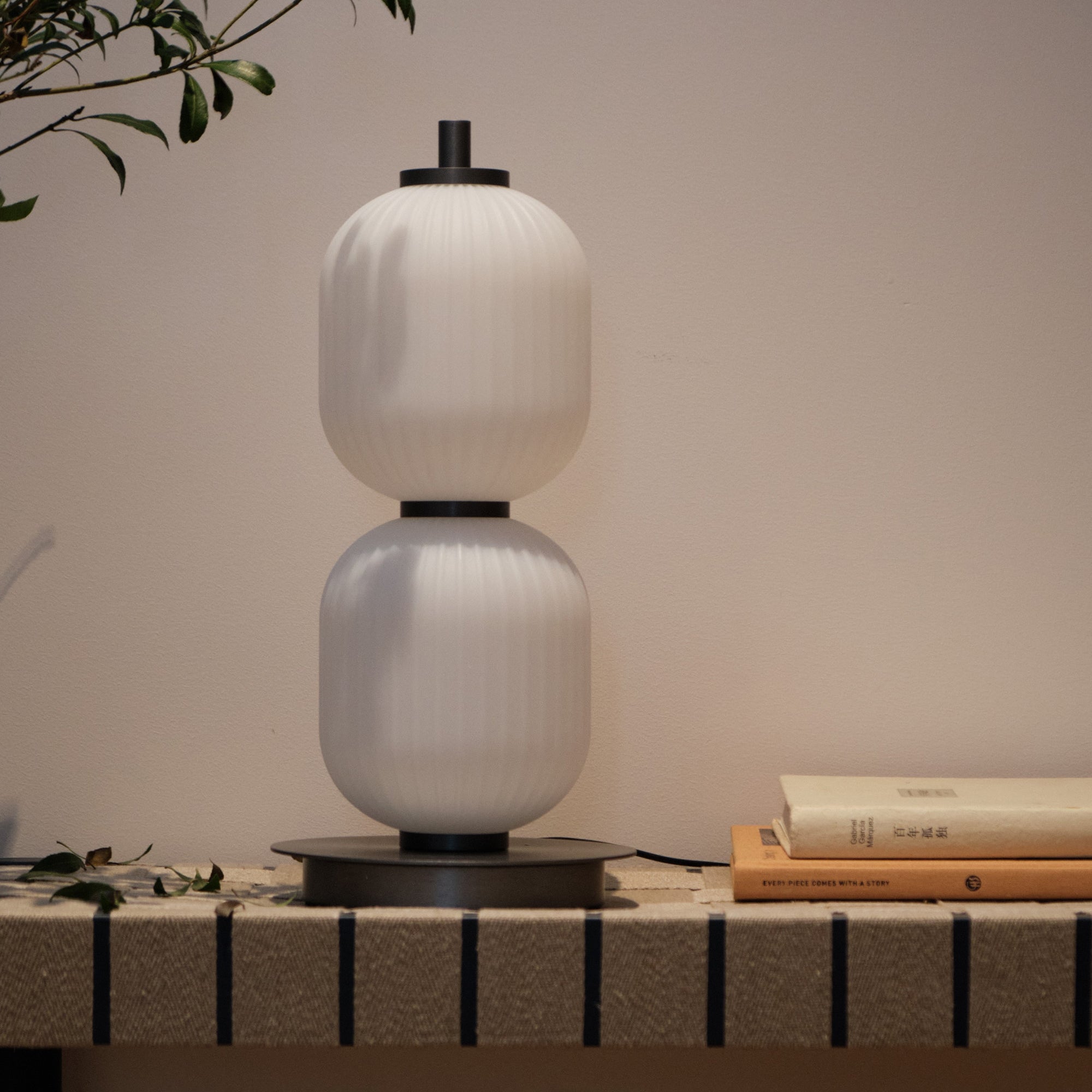Modern Collier Table Lamp - Adjustable LED Desk Light for Home Office, Bedroom & Study - Warm White & Cool White Light Modes for Reading, Working & Relaxing