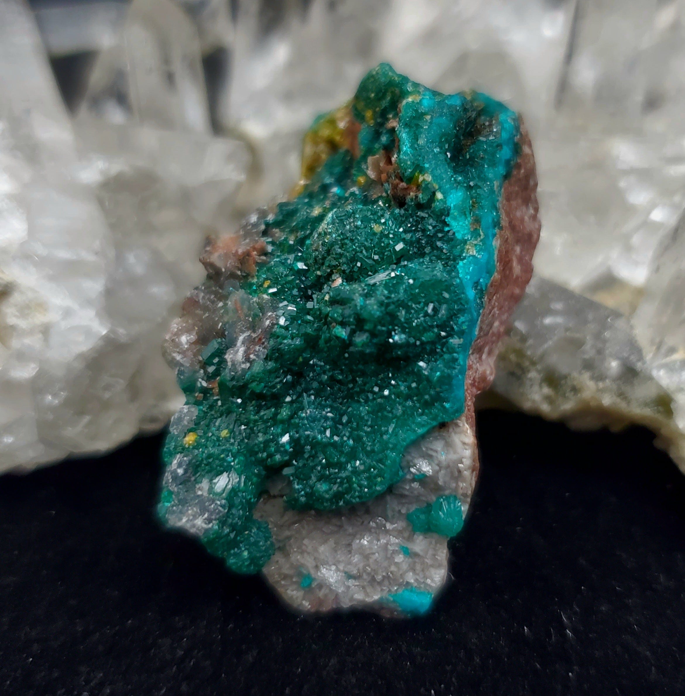Natural Dioptase Crystal Specimen - Rare Green Mineral Stone for Collectors, Healing & Meditation - Perfect for Display, Gifts & Energy Work