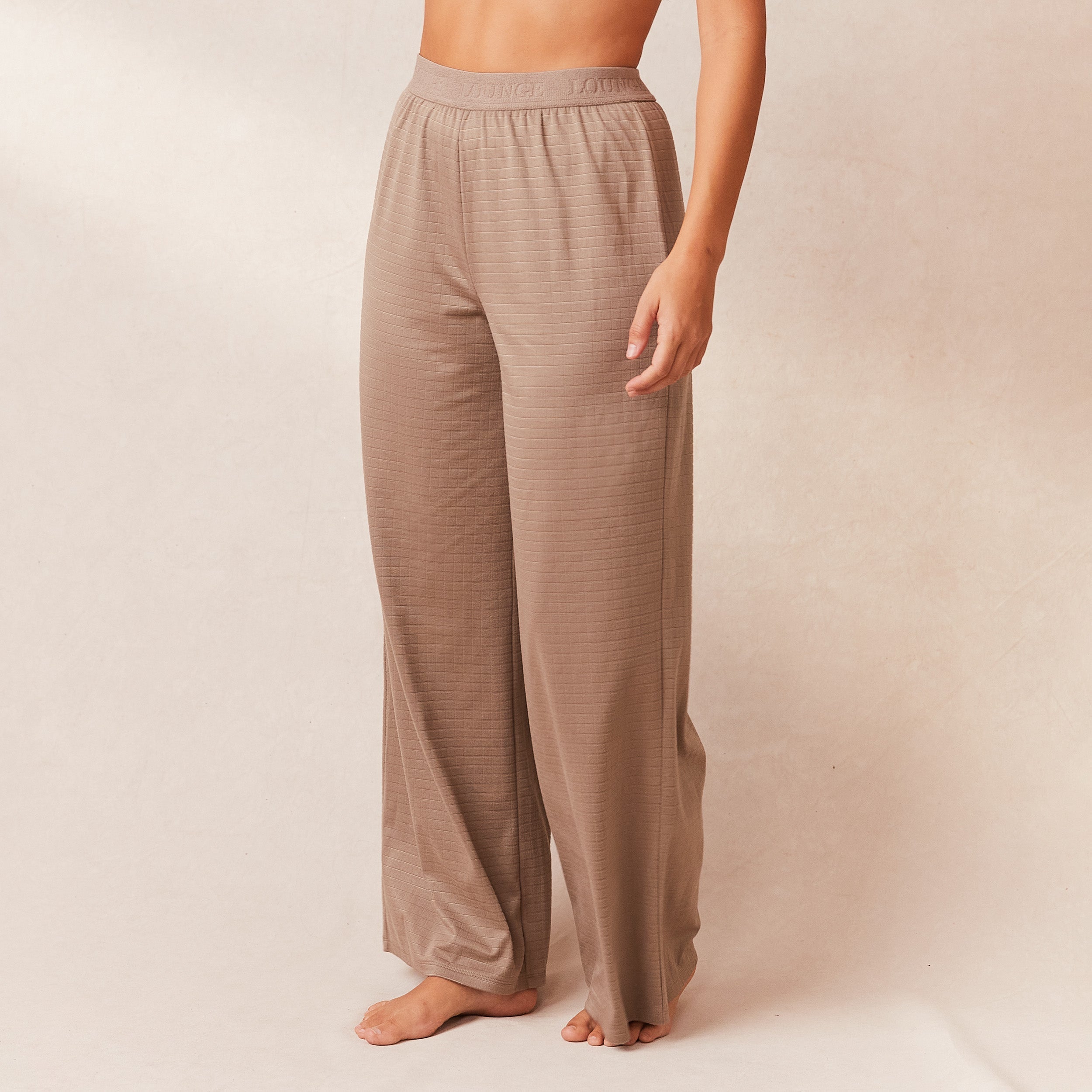 Cozy Classic Fleece Oversized Pajama Pants for Women - Soft & Warm Winter Sleepwear - Fawn Brown Loungewear for Relaxing at Home