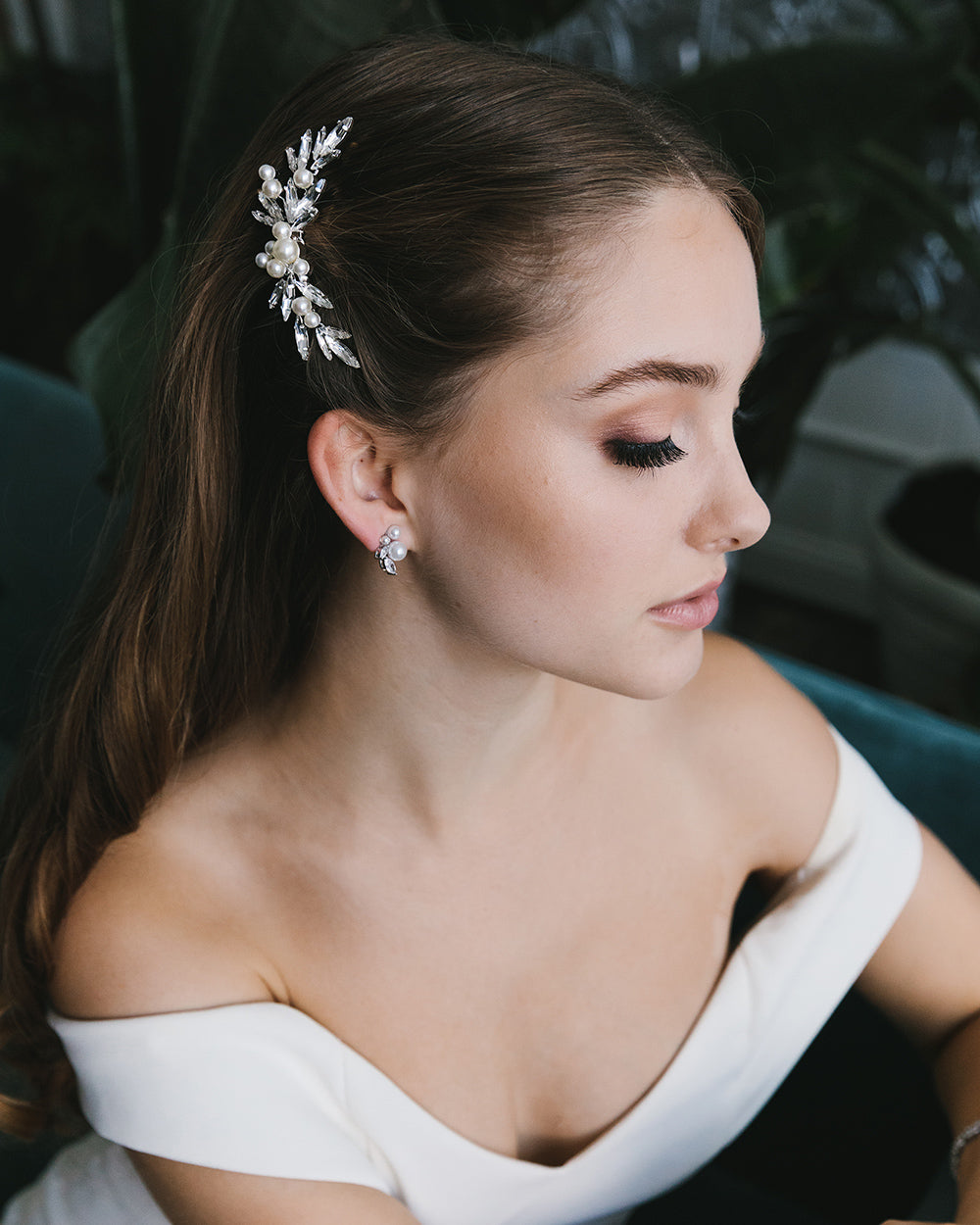 Martina Bridal Comb - Elegant Rhinestone Wedding Hair Accessories for Brides, Bridesmaids & Prom | Perfect for Weddings, Formal Events & Special Occasions
