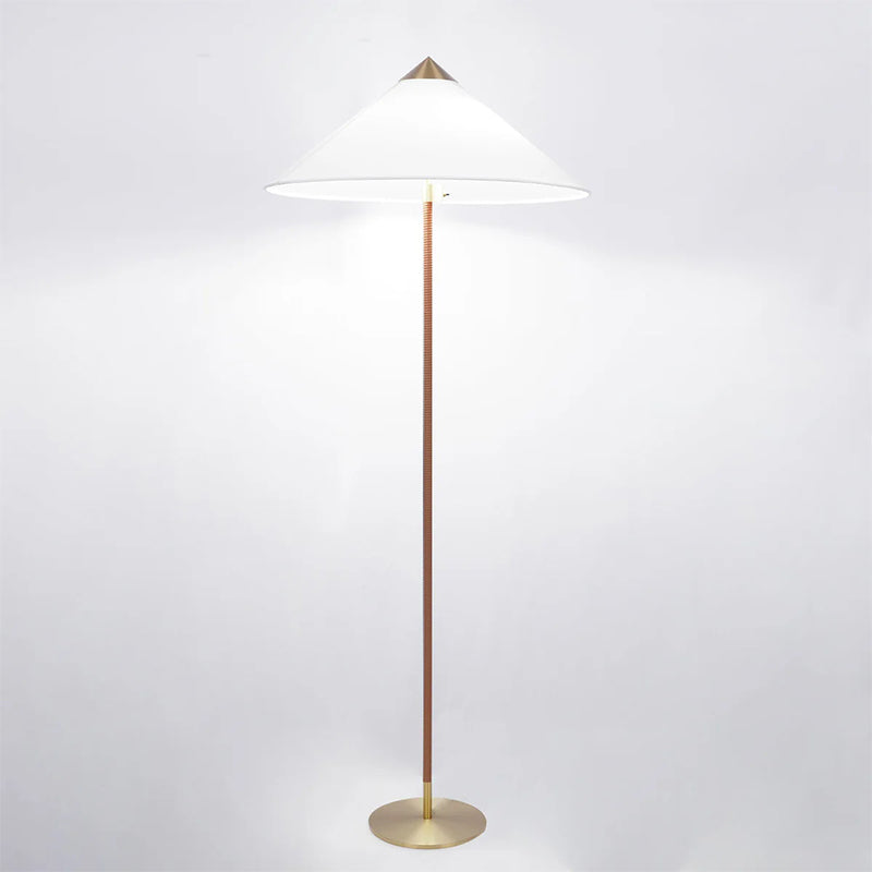Modern Chinese Hat Floor Lamp - Stylish Rattan Shade for Living Room, Bedroom & Office Decor - Perfect for Cozy Ambiance and Reading Nook Lighting