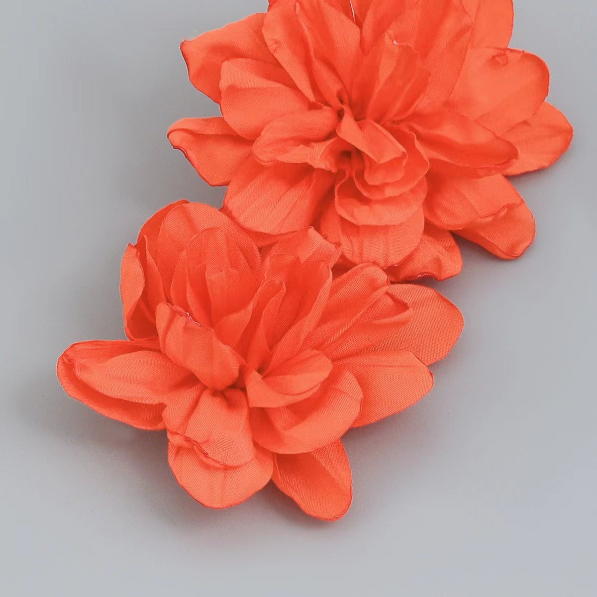 3D Flower Earrings for Women - Elegant Floral Dangle Earrings for Party, Wedding & Everyday Wear