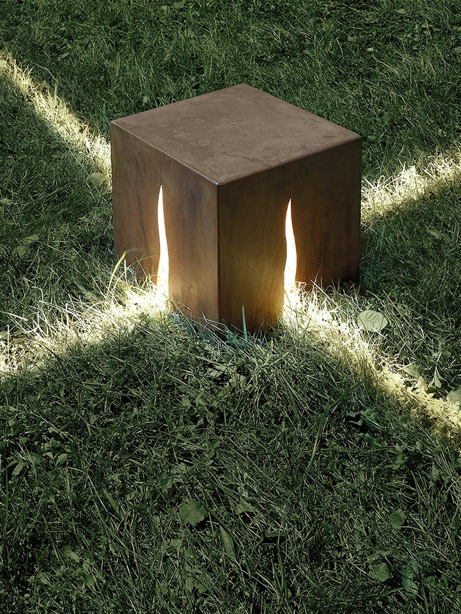 Crack Cube Outdoor Solar Lights - Waterproof LED Garden Lights for Pathway, Yard, Patio, and Landscape Decoration | Energy-Efficient Solar Powered Lighting for Outdoor Spaces