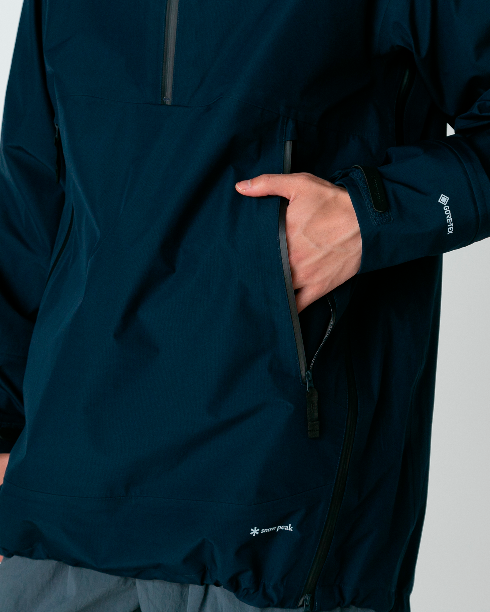 GORE-TEX Waterproof Rain Pullover Jacket for Men & Women - Lightweight Windproof Hiking & Outdoor Raincoat for Camping, Running & Travel