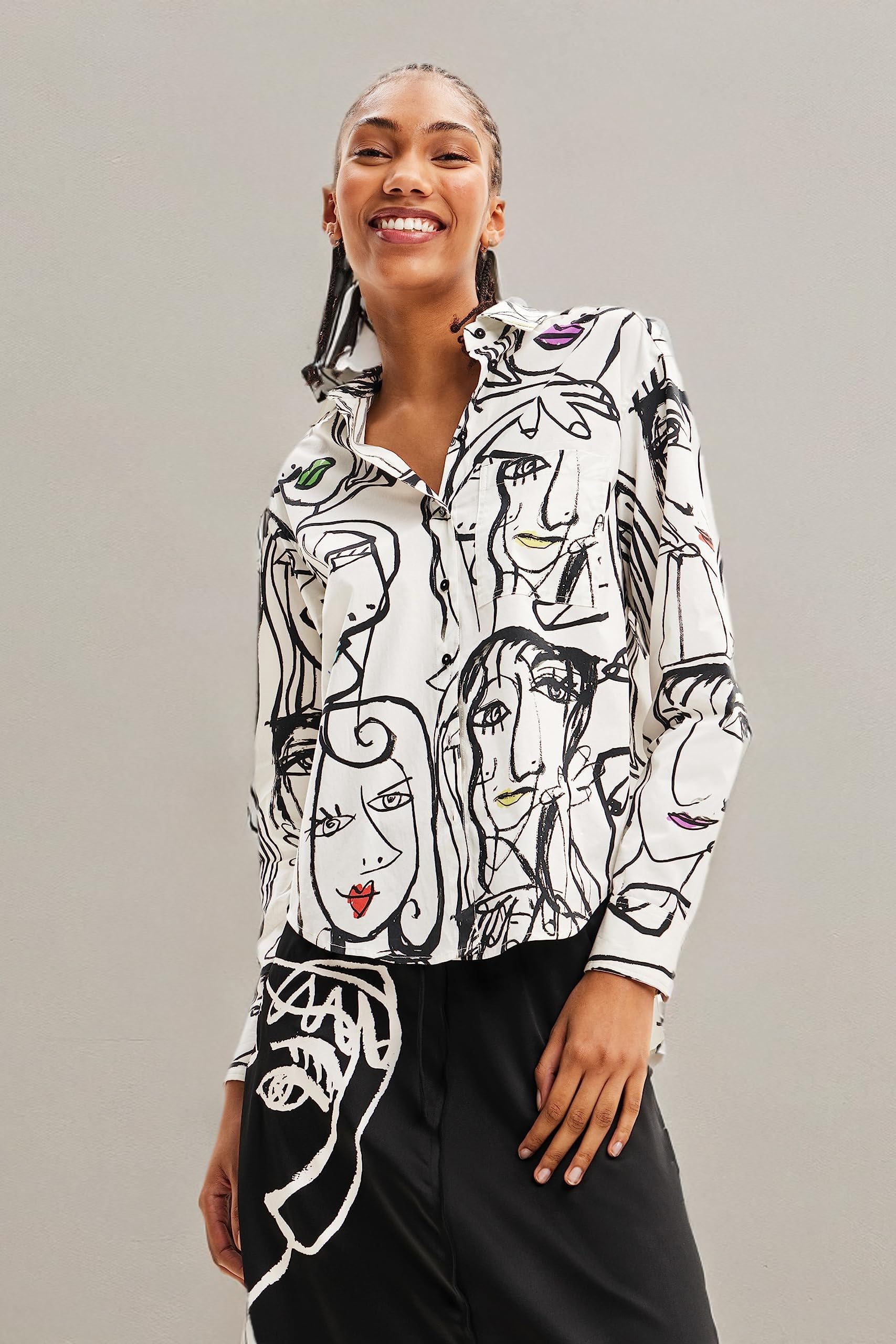 Desigual Women's Arty Faces Graphic T-Shirt - Stylish Casual Top for Women | Perfect for Everyday Wear, Weekend Outfits & Street Fashion