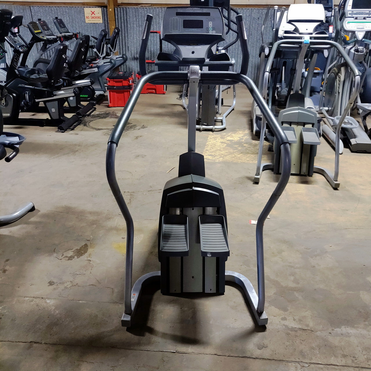 Life Fitness Stepper 93si - Premium Home Exercise Equipment for Cardio & Leg Workouts | Perfect for Home Gym, Small Spaces & Physical Therapy