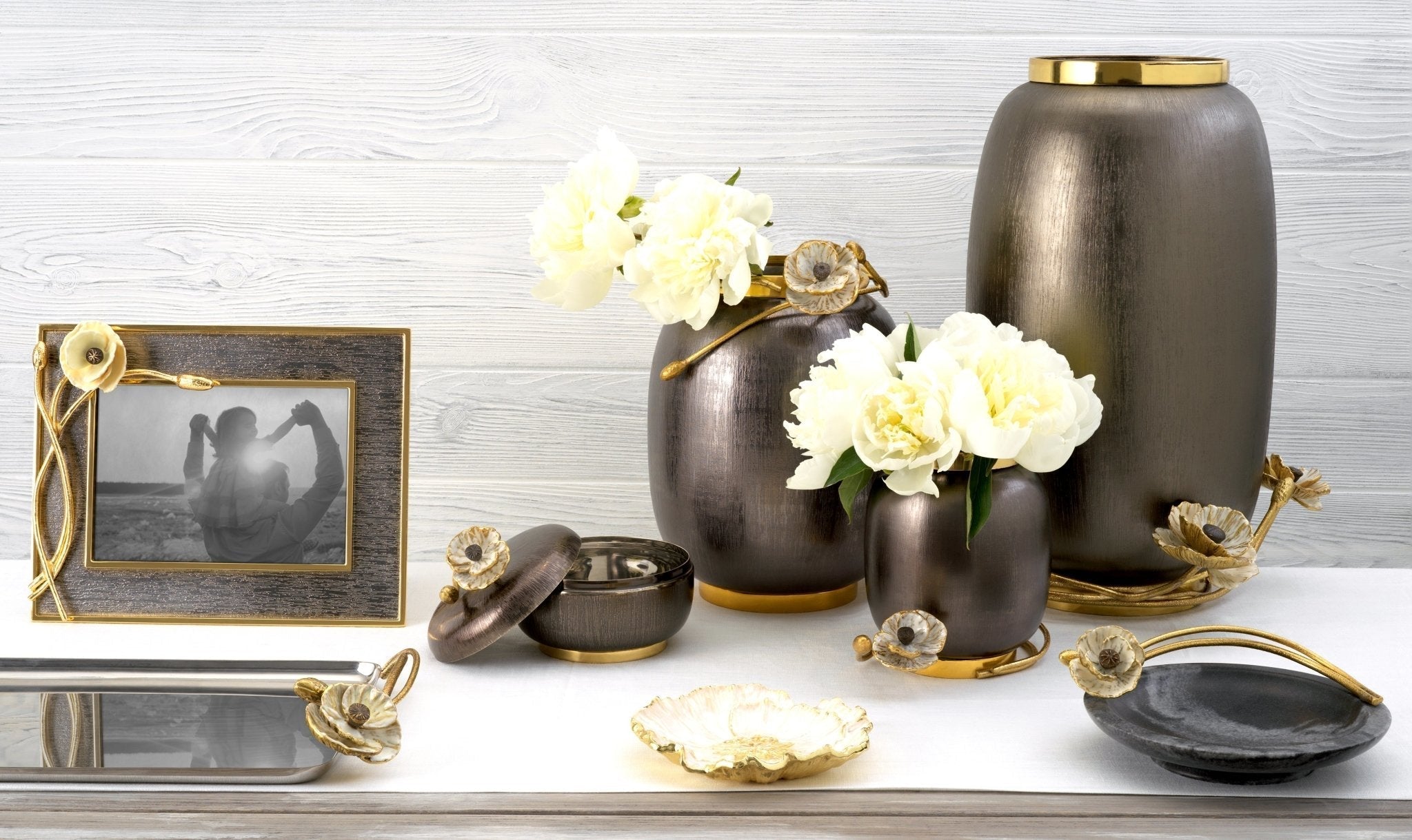 Anemone Frame - Elegant Floral Wall Decor for Home & Office | Perfect for Living Room, Bedroom, Wedding Decorations
