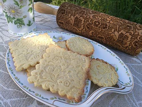 Floral Engraved Rolling Pin - Flower Embossed Baking Roller for Cookies, Pastry & Dough - Perfect Gift for Women, Mothers Day, Housewarming & DIY Enthusiasts - Create Beautiful Paisley Patterns on Gingerbread & Homemade Treats
