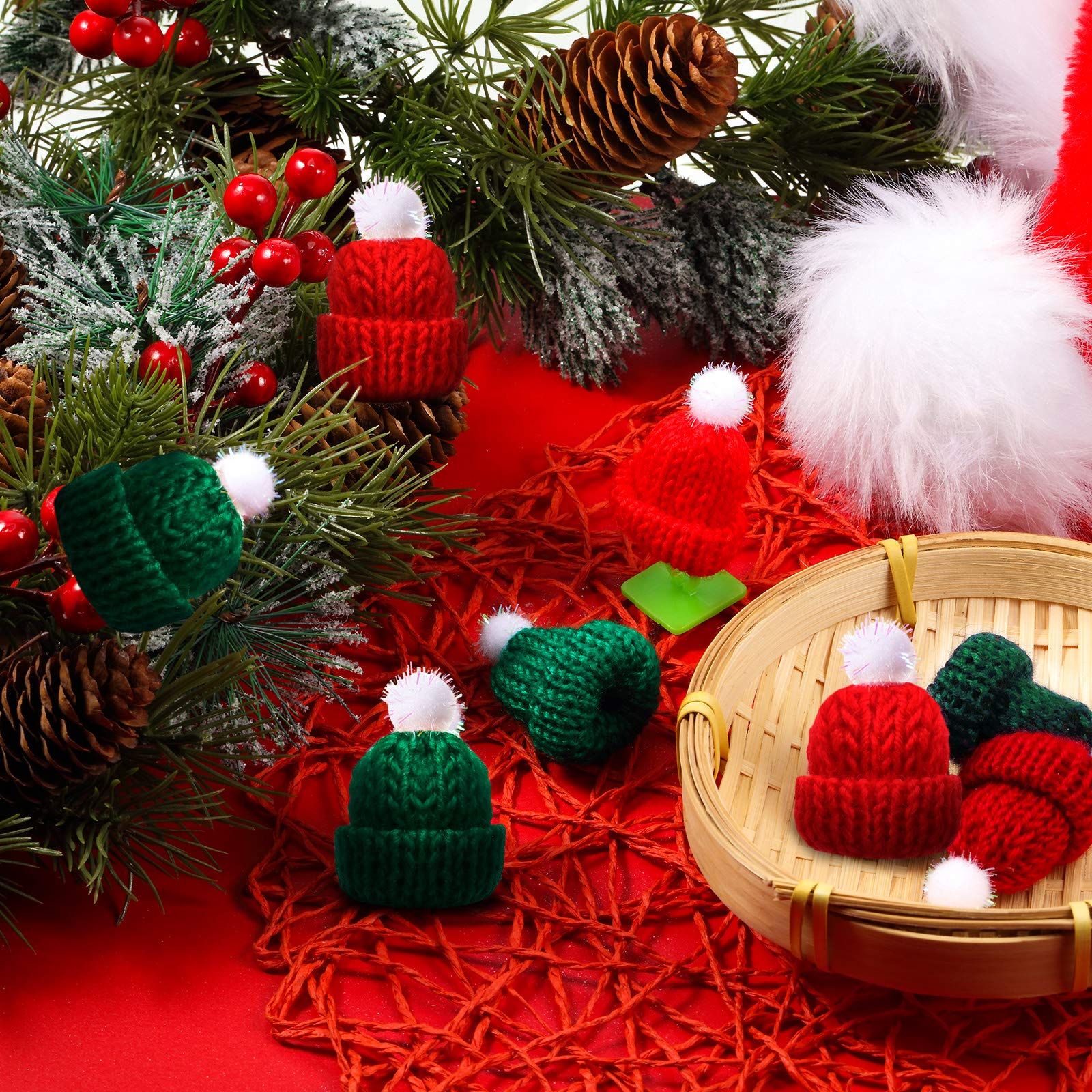 Chuangdi 24-Piece Mini Knitting Hats Set for Dolls - DIY Christmas Ornaments & Craft Projects (Green & Red) - Perfect for Holiday Decorations, Gift Wrapping & Handmade Crafts