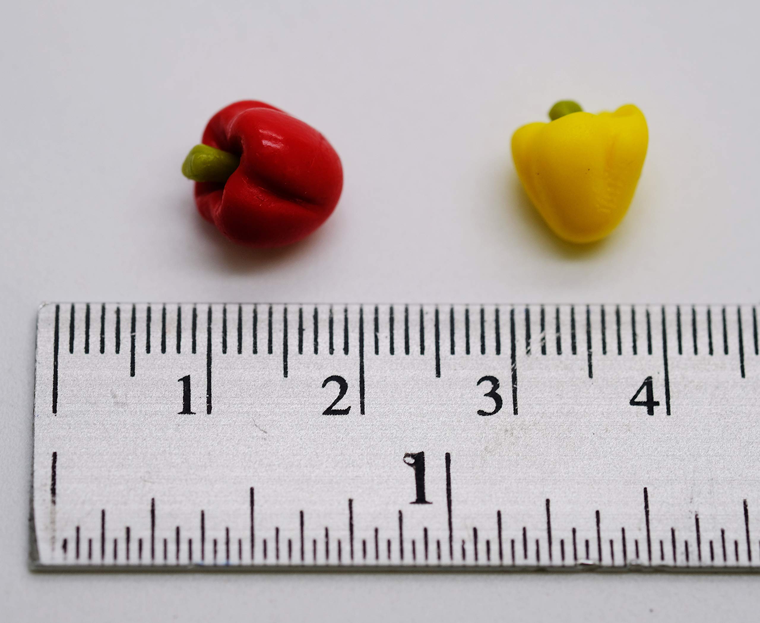 21 Pcs Miniature Sweet Pepper Vegetables - Realistic Dollhouse Food Accessories for Kitchen Playsets, DIY Crafts, and Collectibles