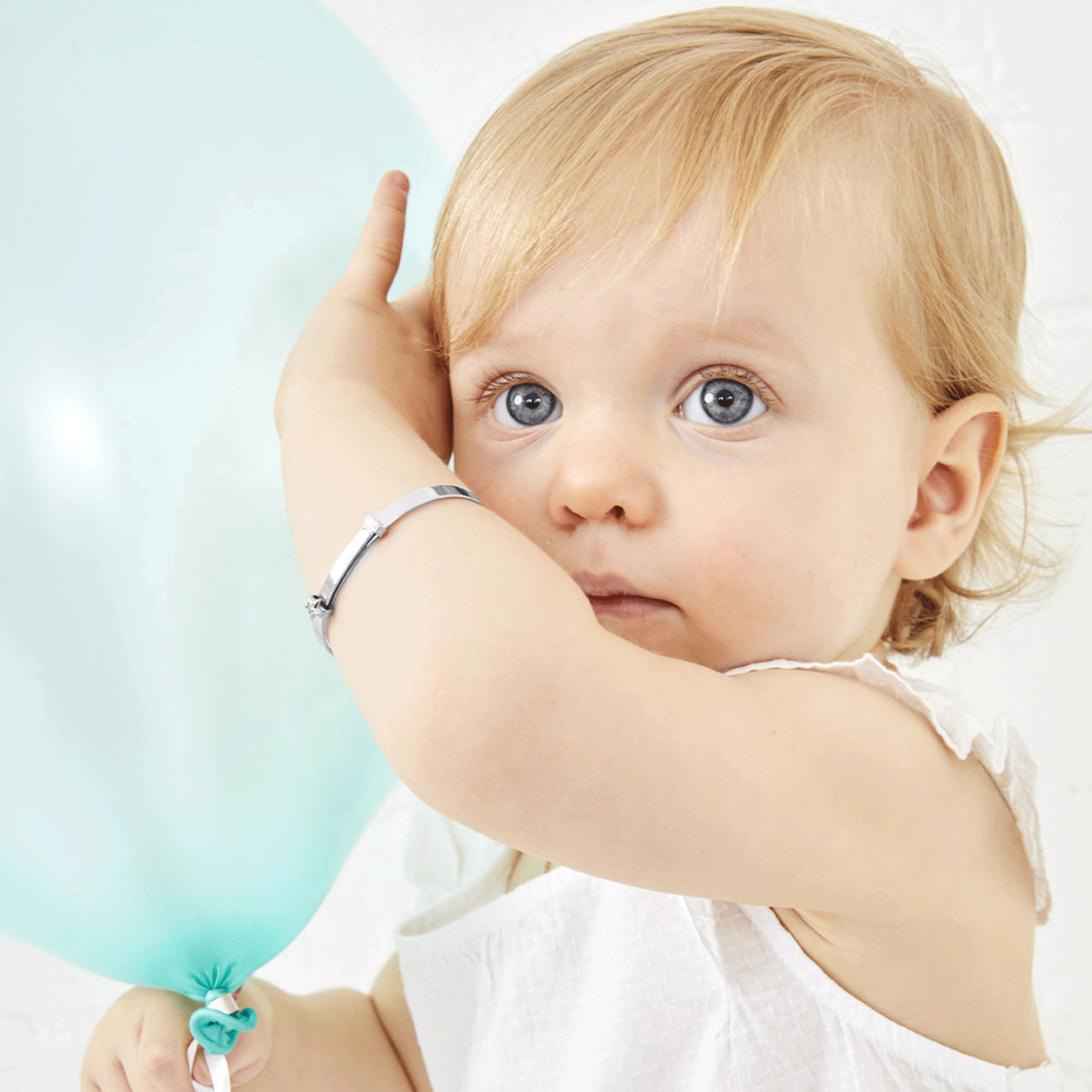 Inez Diamond Star Christening Bangle - Elegant Baby Baptism Bracelet for Girls - Perfect for Christening, Baptism, and Special Occasions