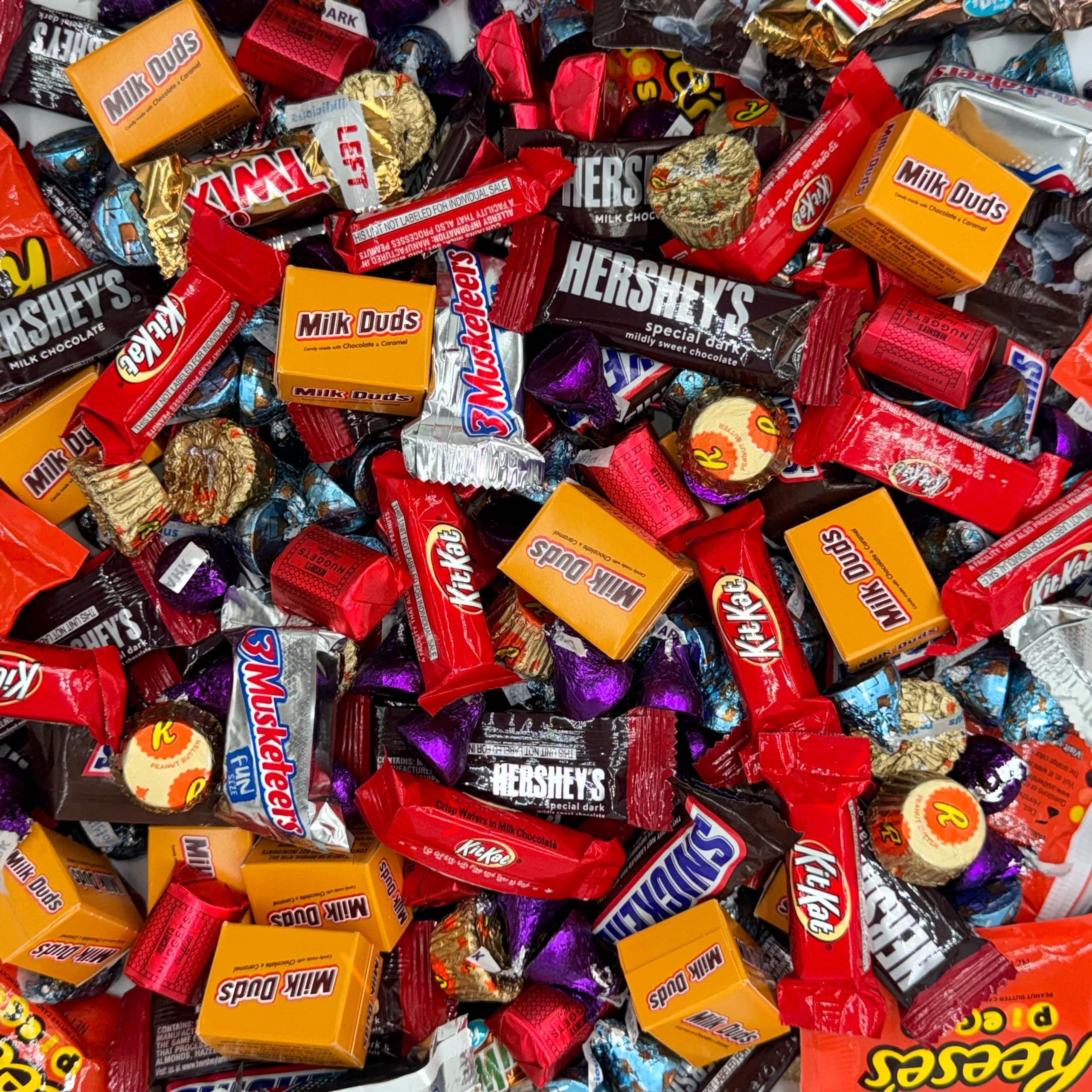 Premium Bulk Chocolate Assortment Variety Pack - 5 lb Mixed Milk & Dark Chocolate Bars, Bites & More - Gourmet Candy Mix for Parties, Gifts & Candy Buffets - Perfect for Halloween, Christmas & Easter Treats (5 LBS)