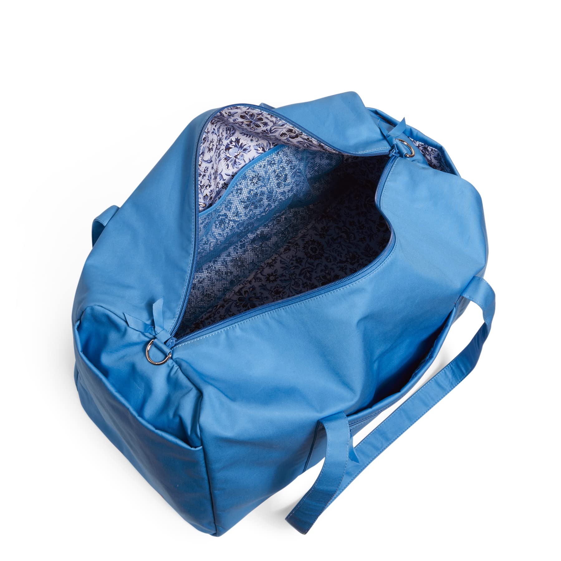 Vera Bradley Women's Cotton Large Travel Duffle Bag - Lightweight Carry-On Luggage for Weekend Trips, Gym & Beach - Spacious Tote with Pockets for Organization