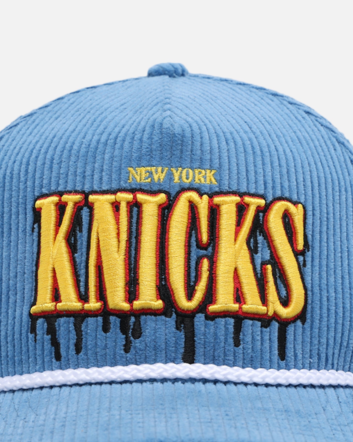 New York Knicks 47 Brand Slasher Hitch Snapback Montego Hat - Official NBA Team Logo Cap for Men & Women, Perfect for Basketball Games, Streetwear Fashion and Sports Fans
